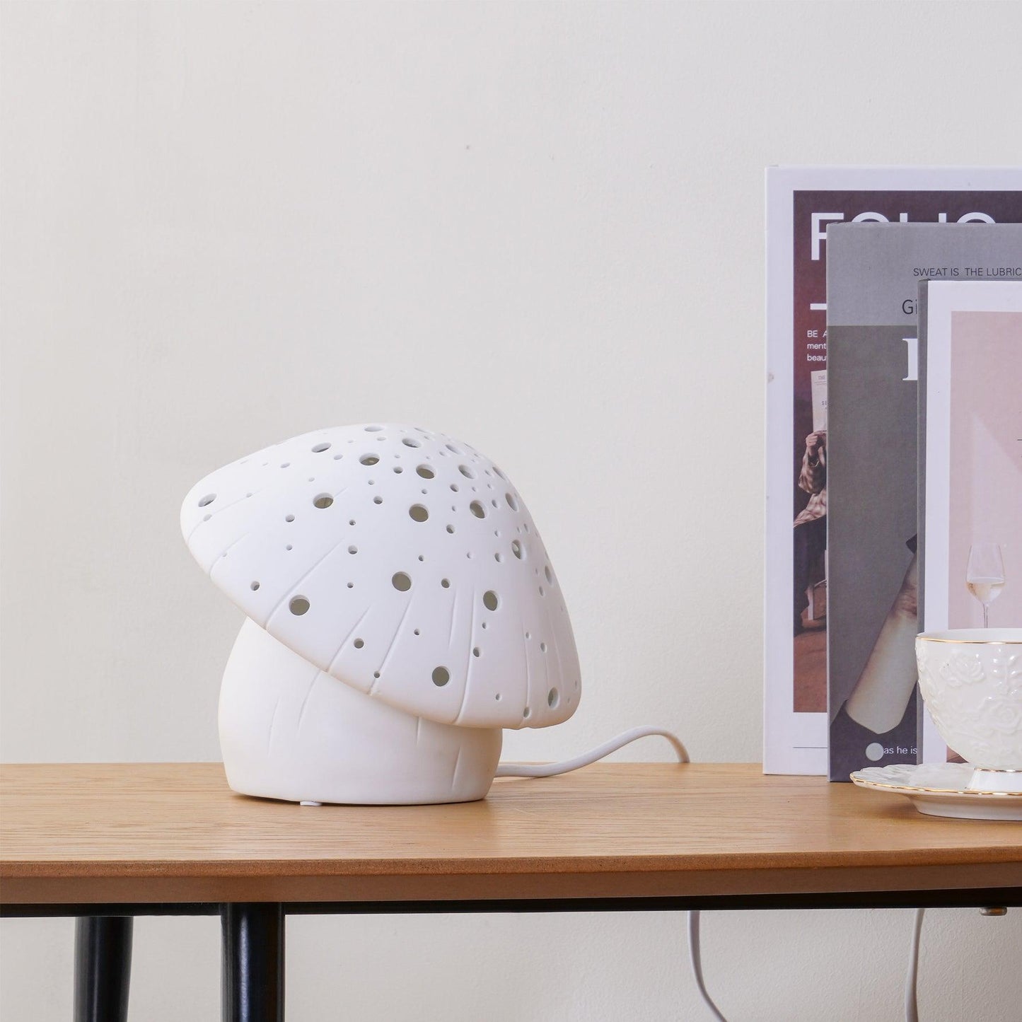 Fungo Table Lamp | Ceramic | White
