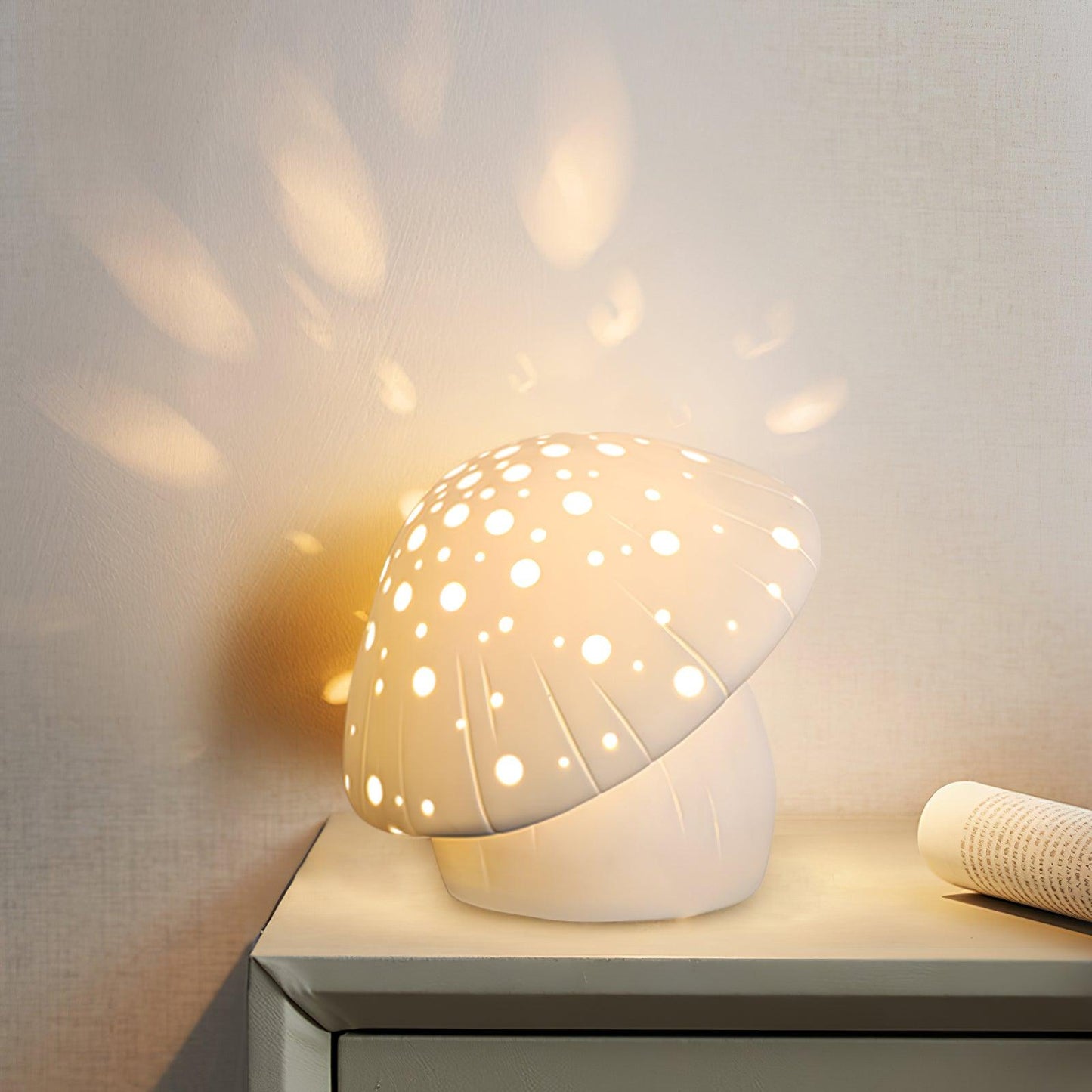 Fungo Table Lamp | Ceramic | White