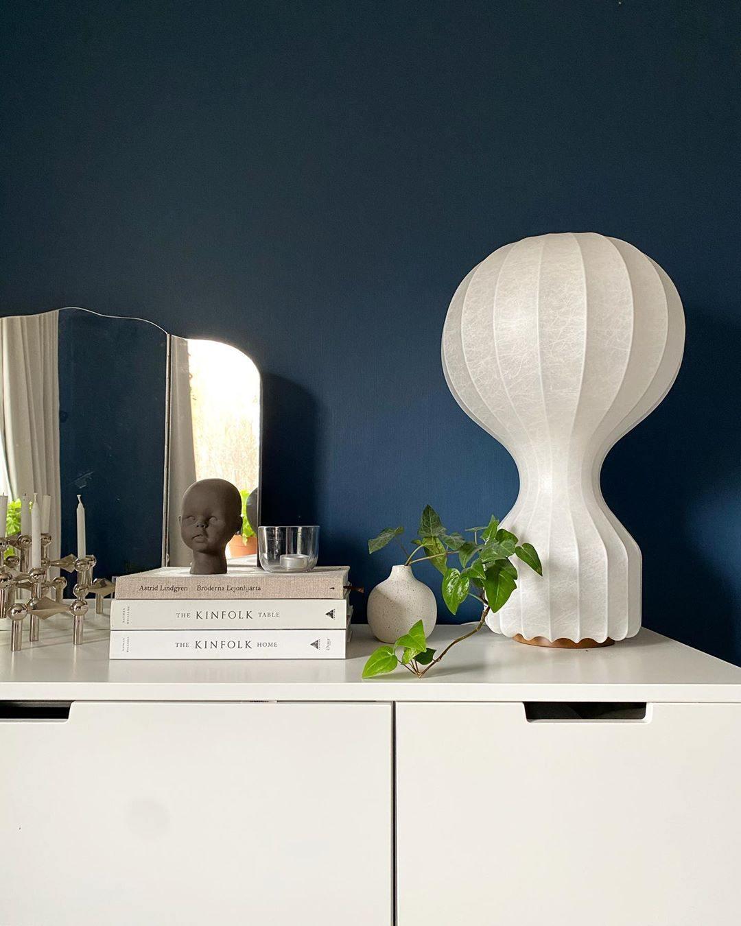 Hot Air Balloon Table Lamp | Steel & Cocoon Design | White Shade