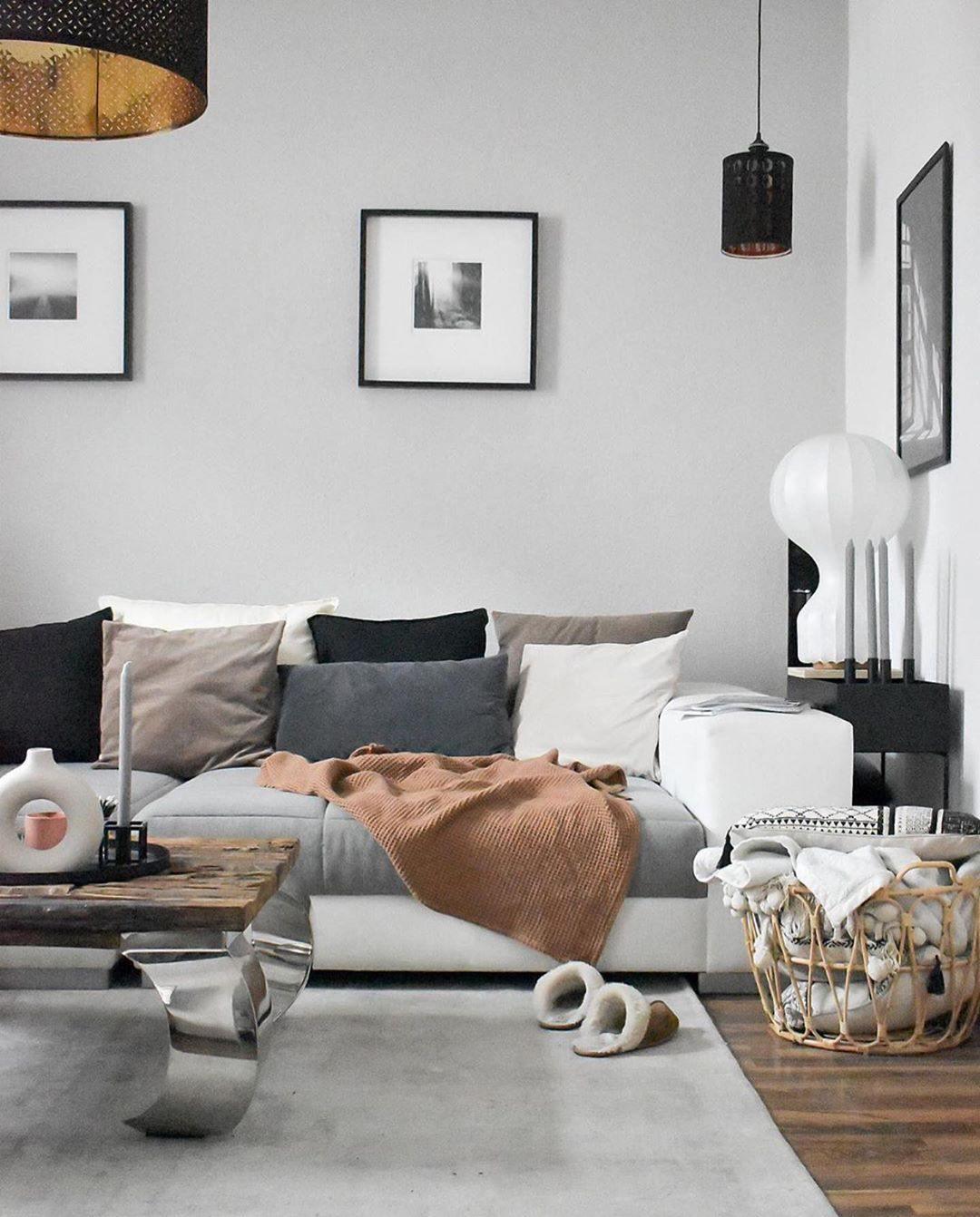 Hot Air Balloon Table Lamp | Steel & Cocoon Design | White Shade