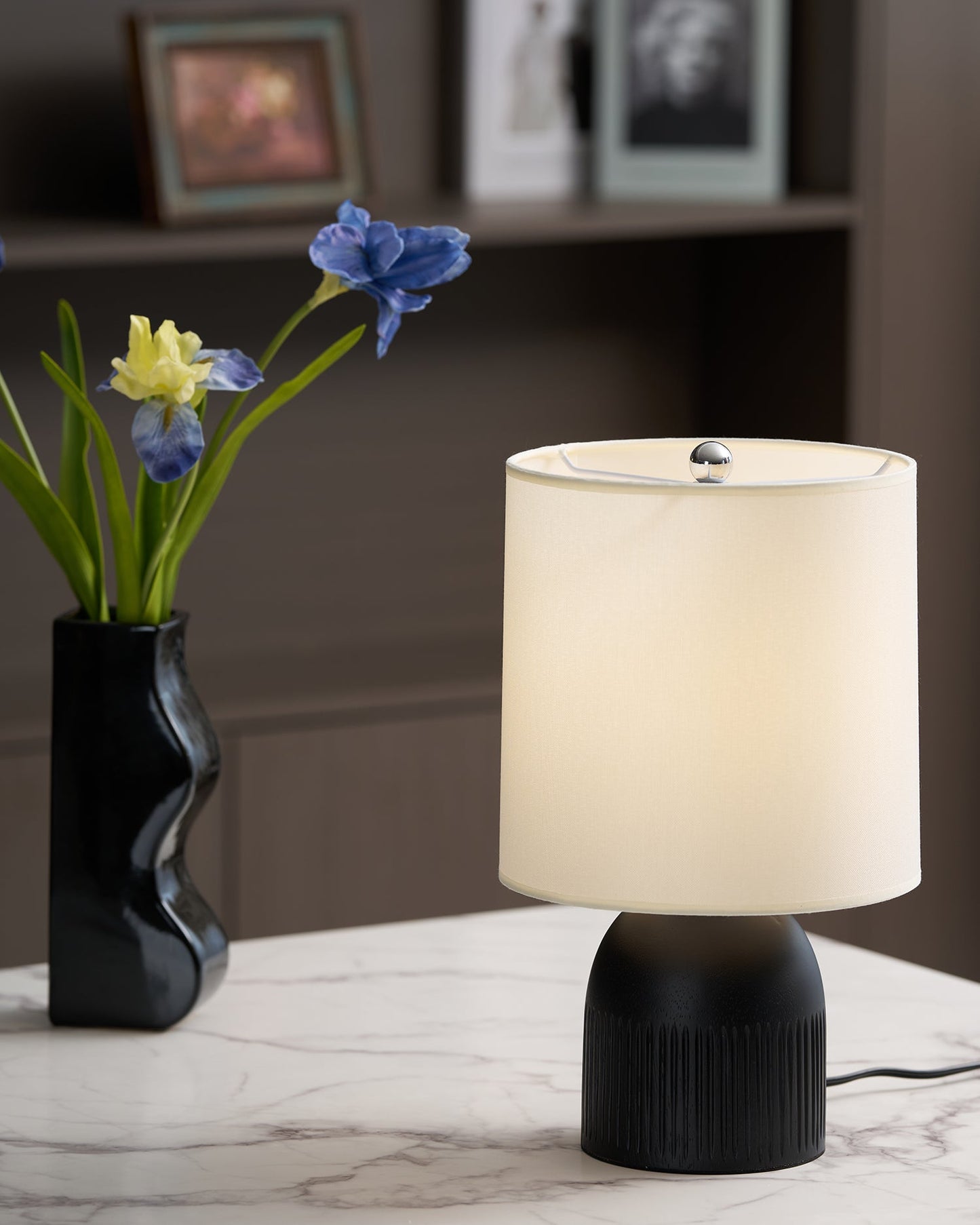 Table Lamp | Black Metal Base & White Fabric Shade | 23cm Diameter