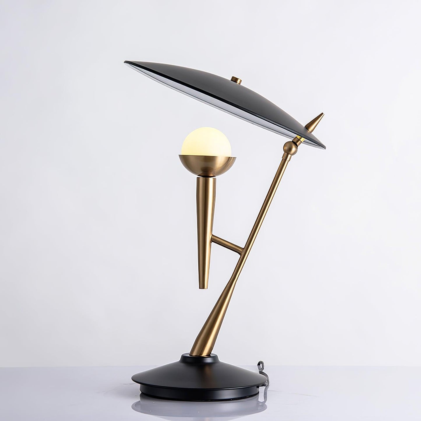 Gramophone Table Light | Metal & Glass | Gold & Black