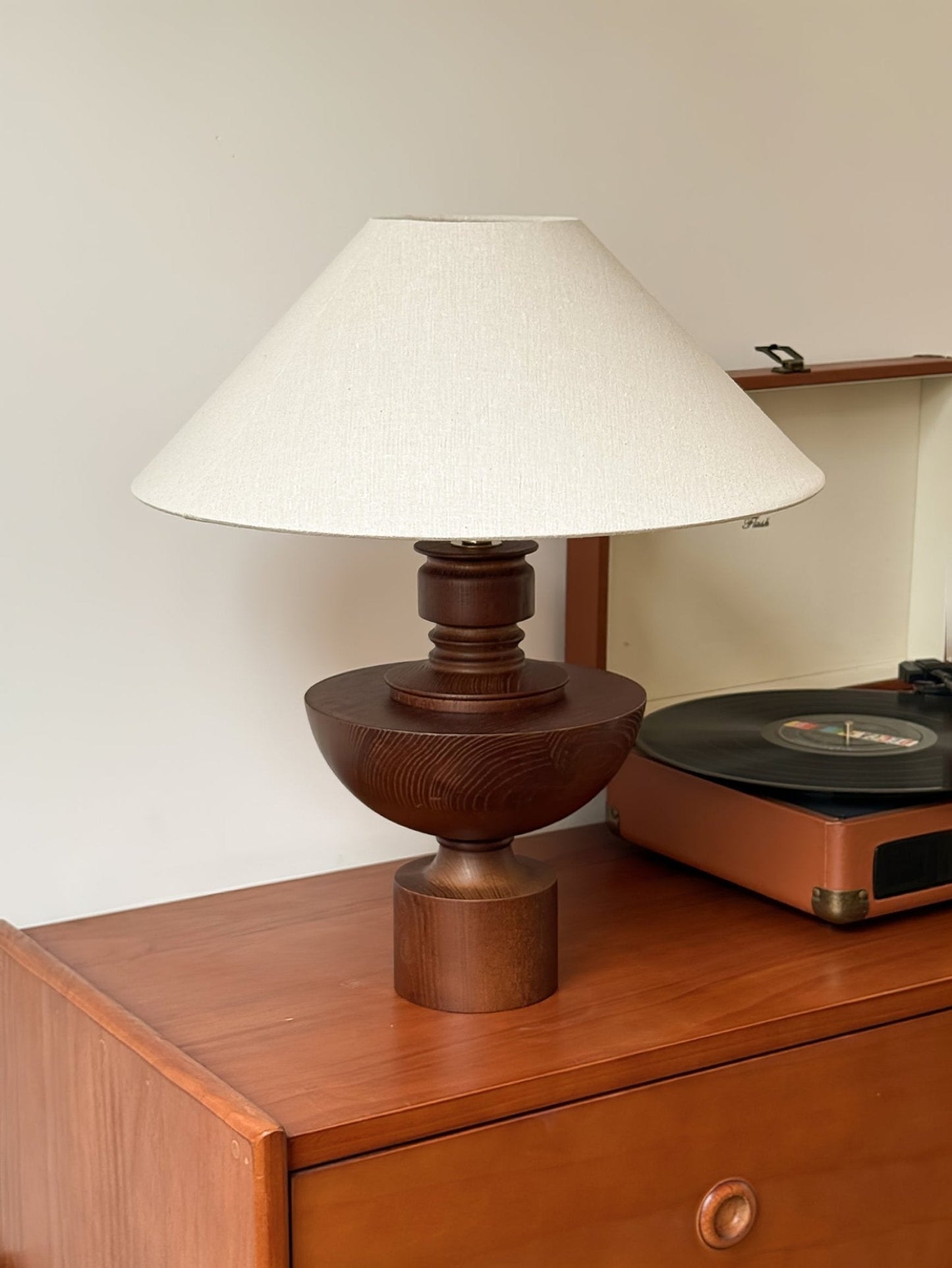 Helios Vase Table Lamp | Wooden Base | Beige Shade