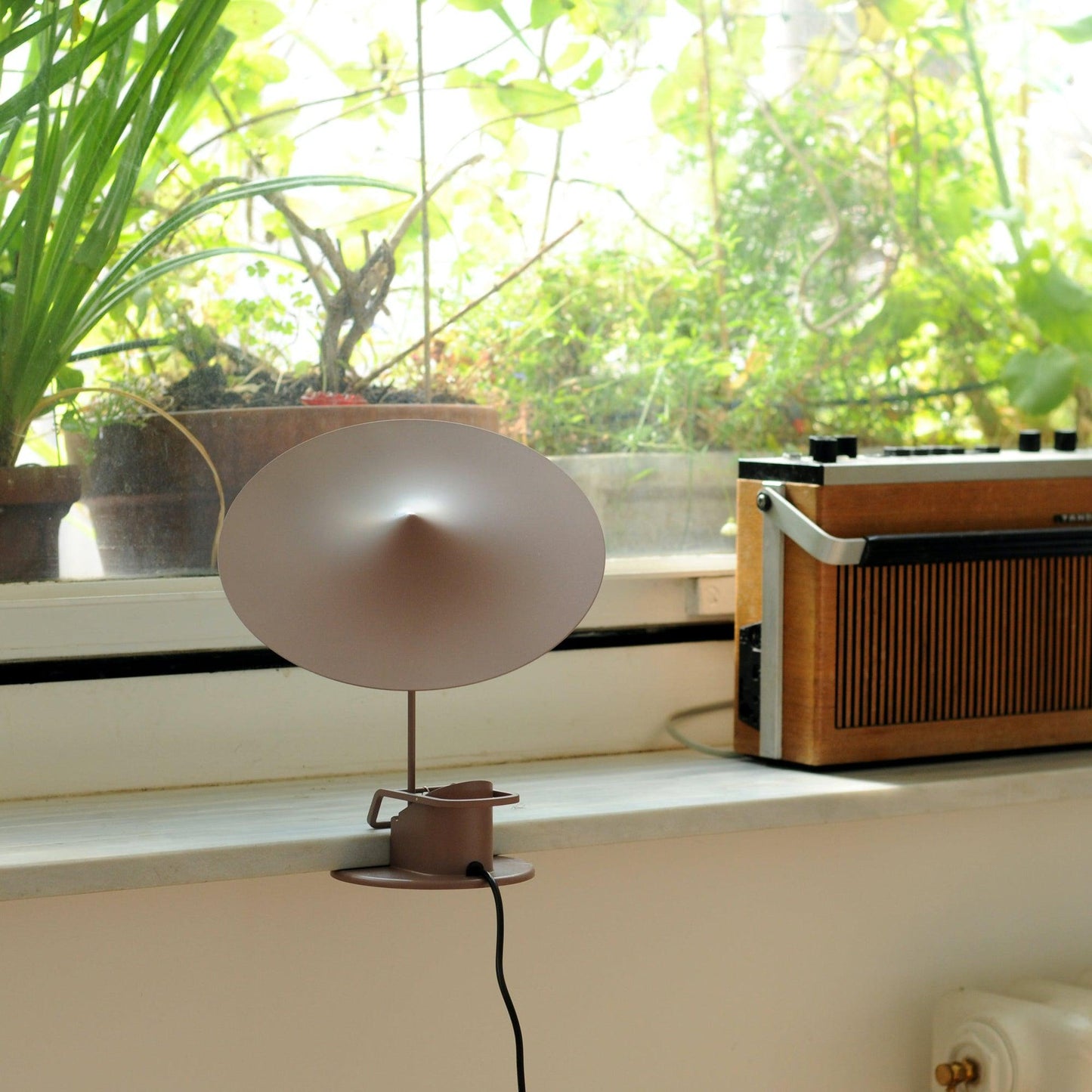 Adjustable Table Lamp | Aluminum & Metal | Multiple Colors