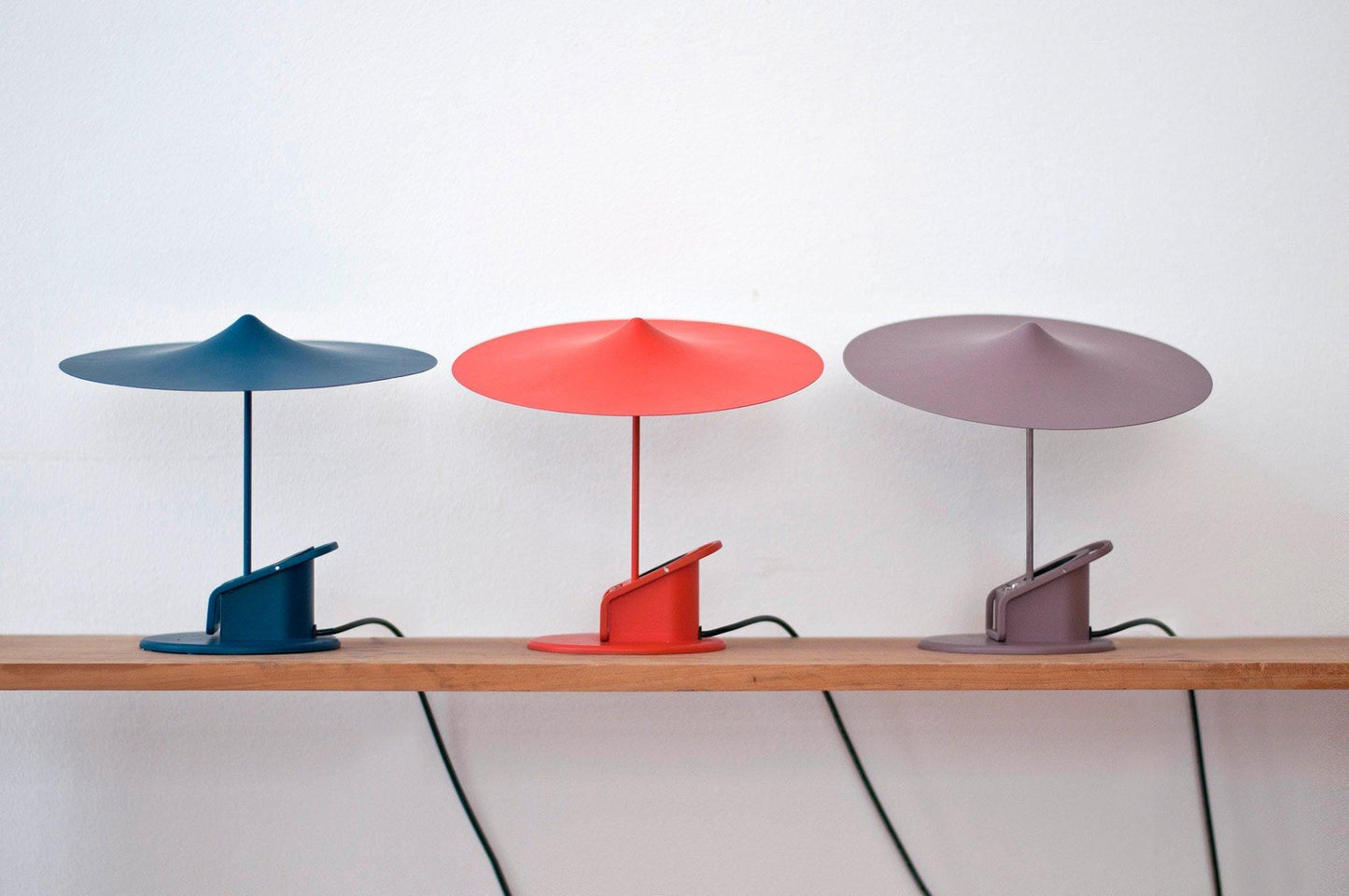 Adjustable Table Lamp | Aluminum & Metal | Multiple Colors