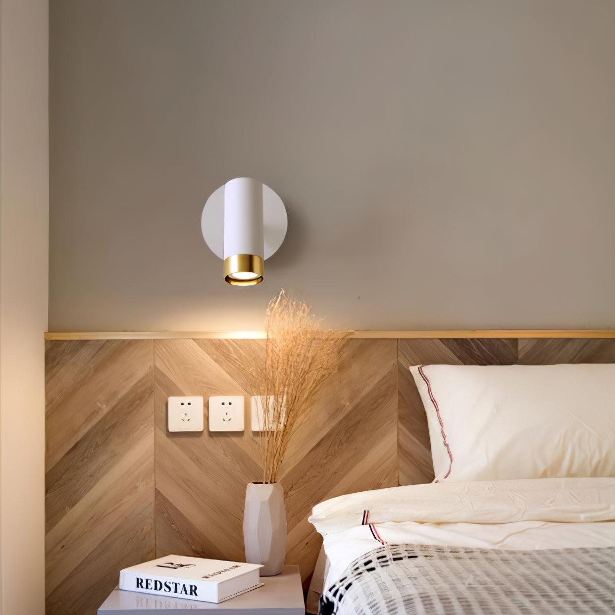 Karpo Wall Lamp | Metal | Black and White