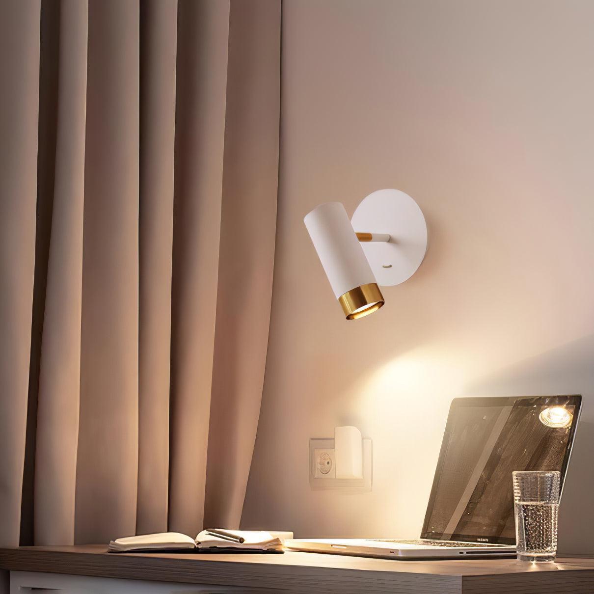 Karpo Wall Lamp | Metal | Black and White