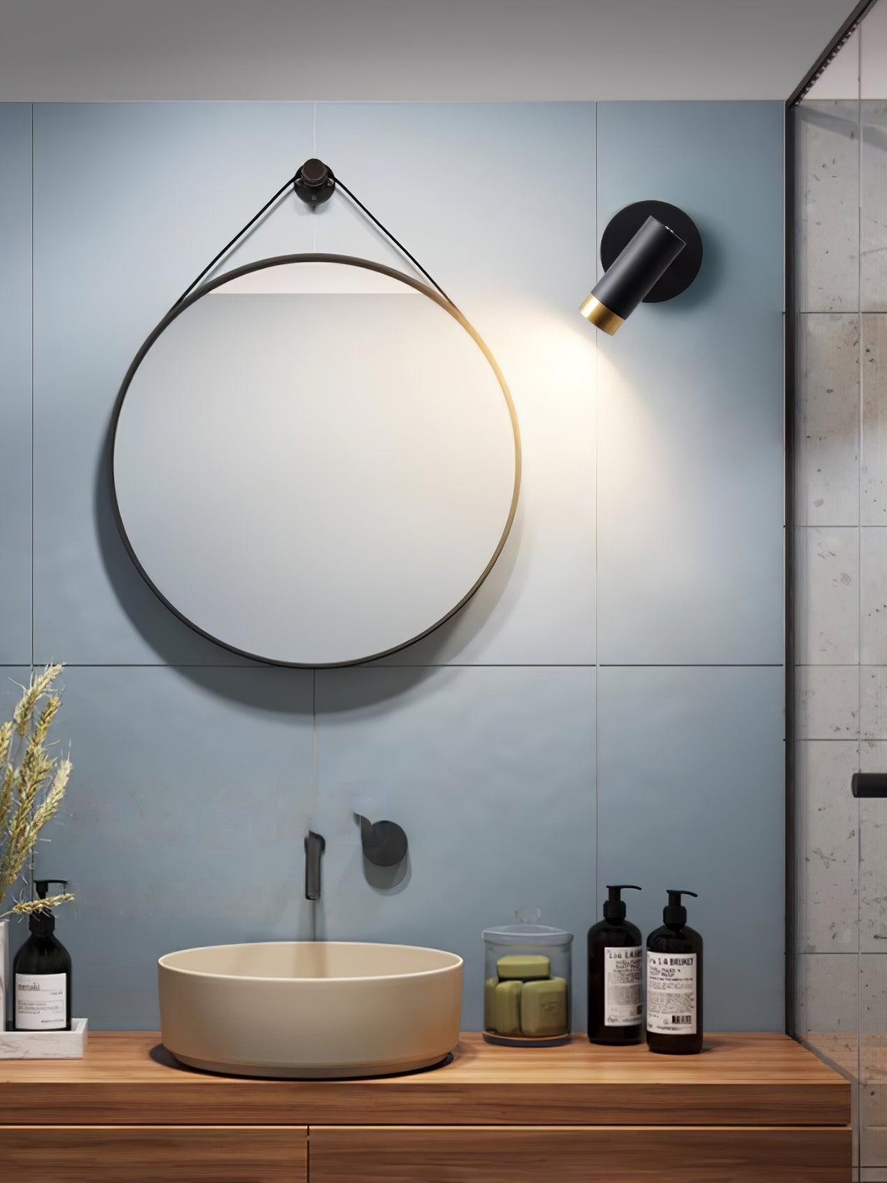 Karpo Wall Lamp | Metal | Black and White