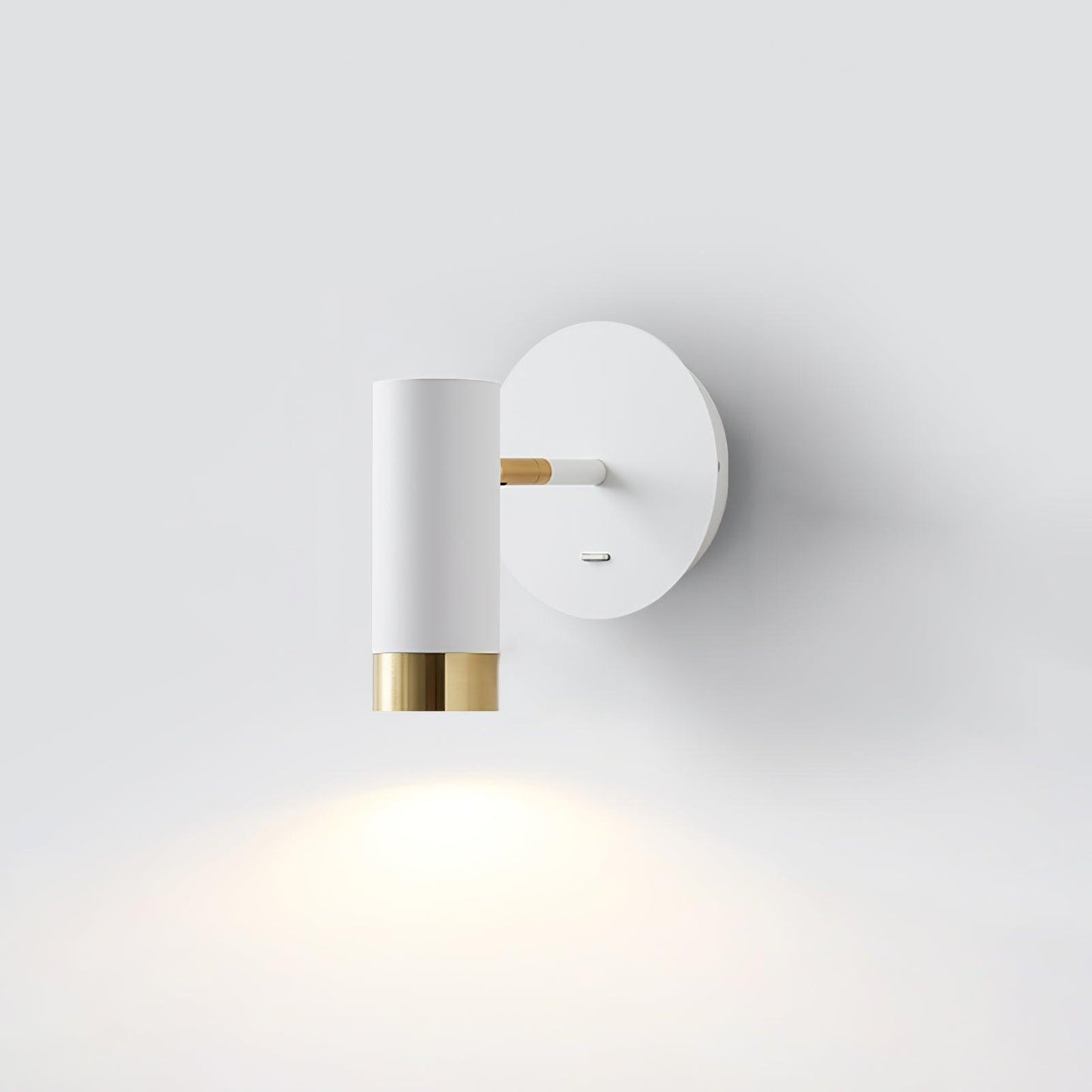 Karpo Wall Lamp | Metal | Black and White