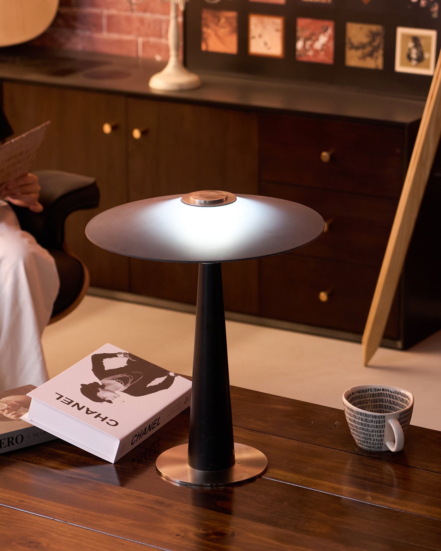 Kizu Peak Table Lamp | Minimalist Design | Black, Nickel