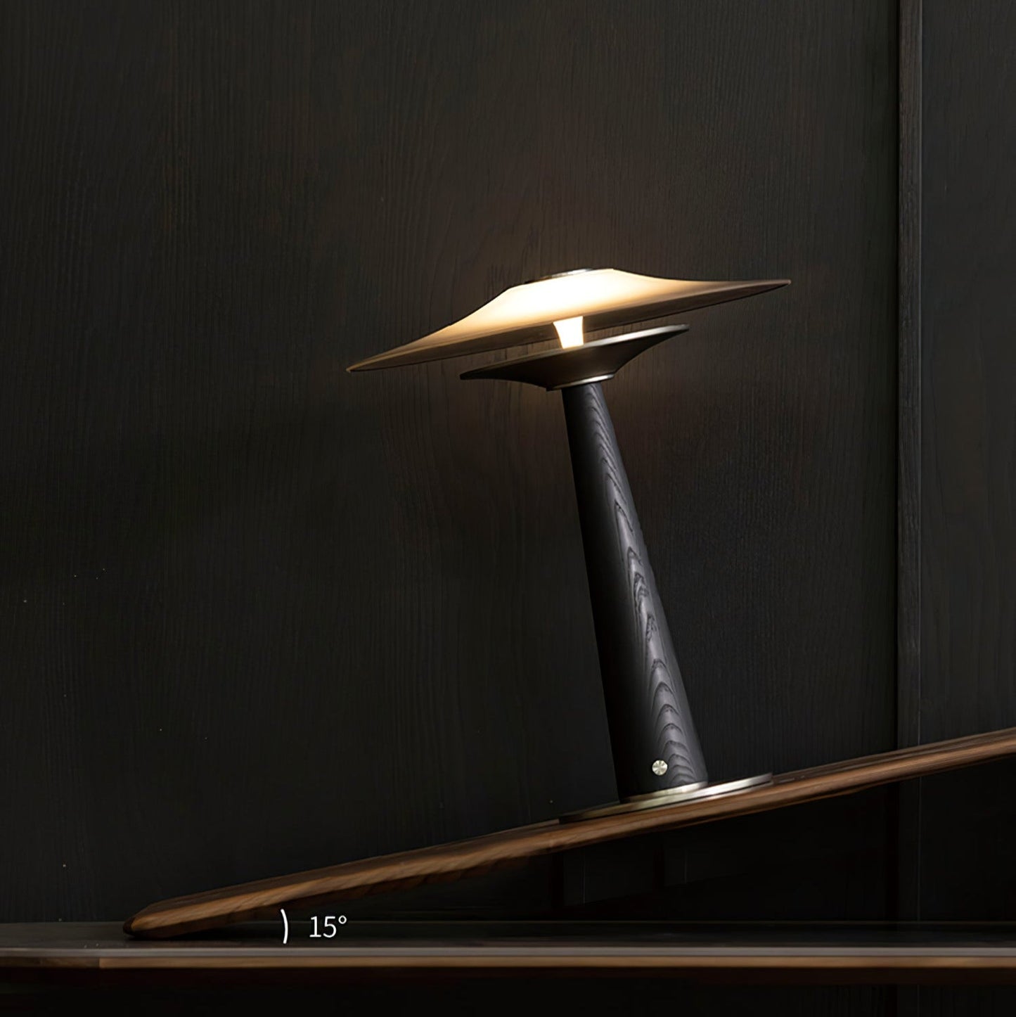 Kizu Peak Table Lamp | Minimalist Design | Black, Nickel