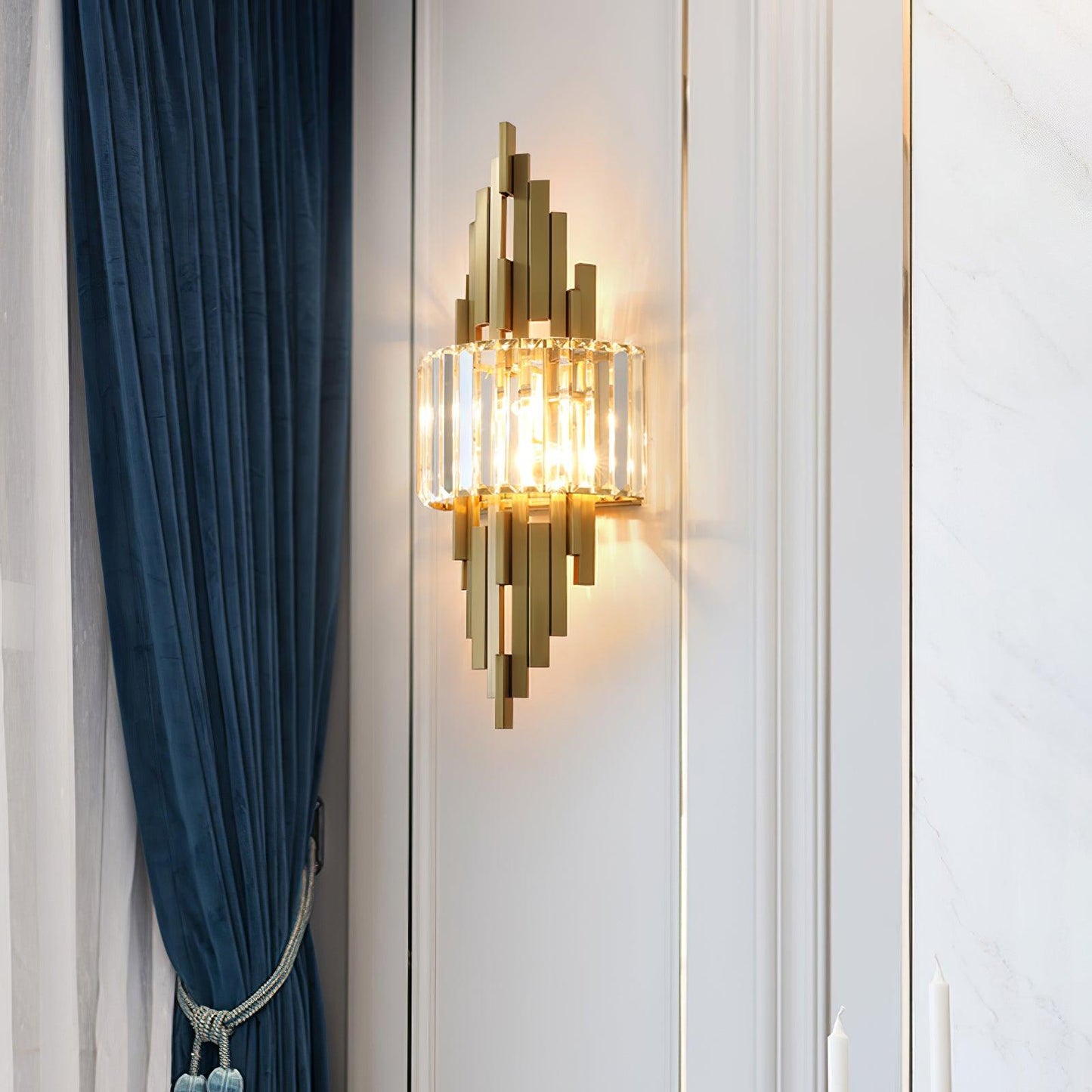 Kubica Crystal Wall Lamp | Stainless Steel & Crystal Glass | Gold