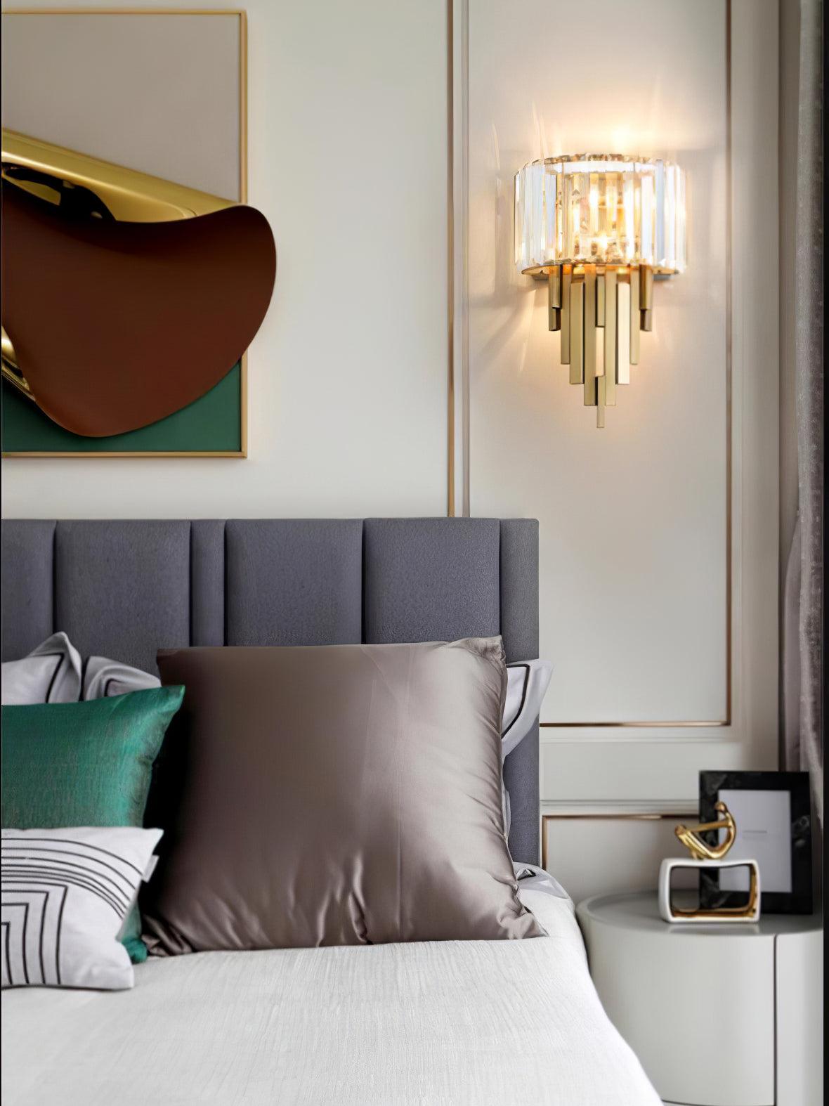 Kubica Crystal Wall Lamp | Stainless Steel & Crystal Glass | Gold