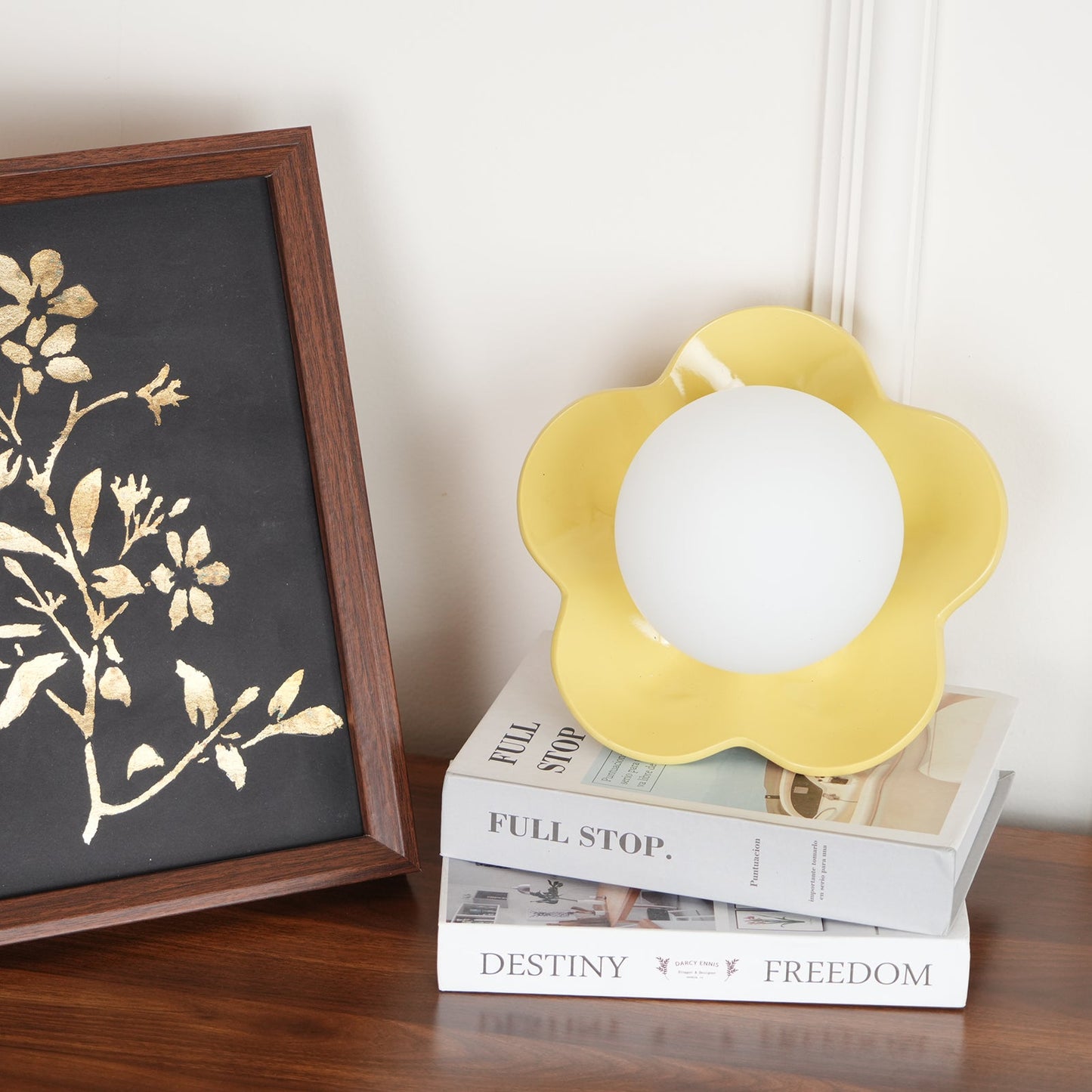La Fleur Wall Lamp | Resin & Glass | White, Purple, Yellow