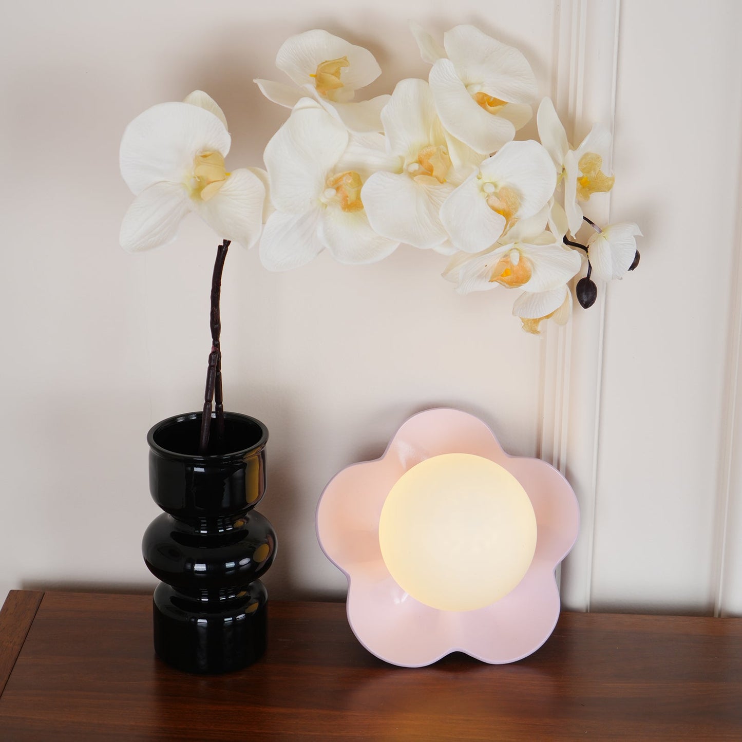 La Fleur Wall Lamp | Resin & Glass | White, Purple, Yellow