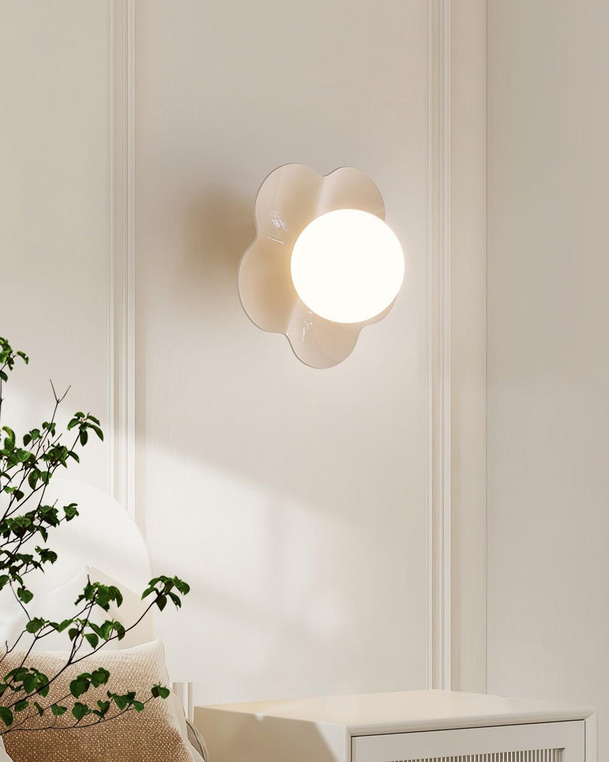 La Fleur Wall Lamp | Resin & Glass | White, Purple, Yellow