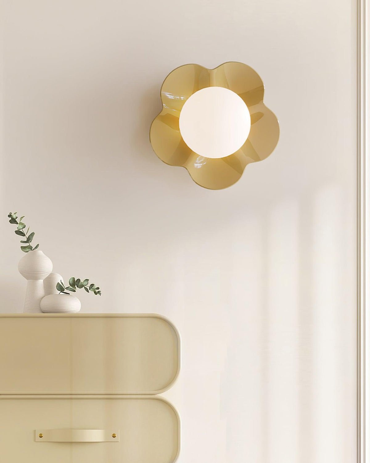 La Fleur Wall Lamp | Resin & Glass | White, Purple, Yellow