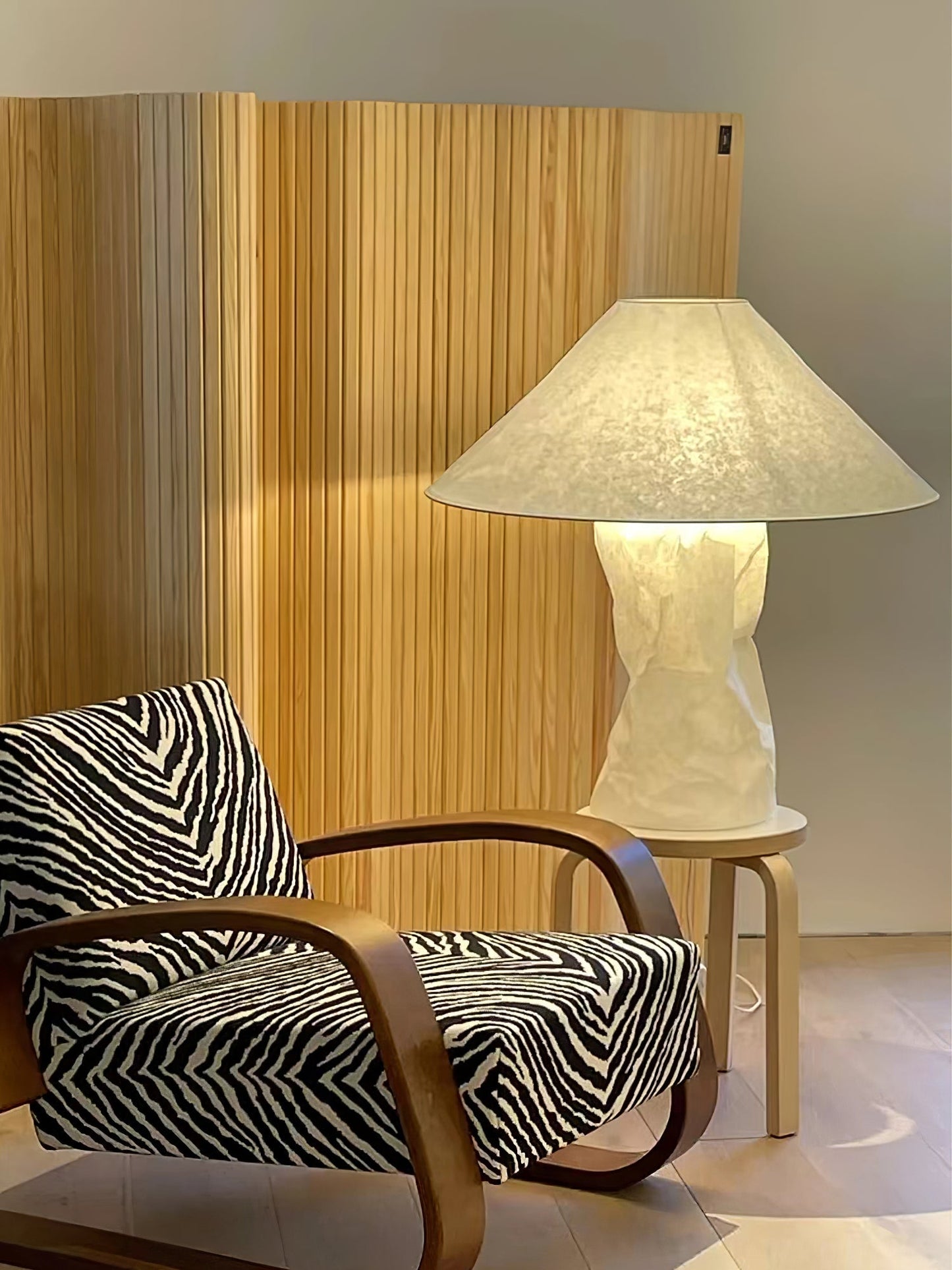 Crinkle Paper Table Lamp | White Metal & Dupont Paper | 50cm/75cm