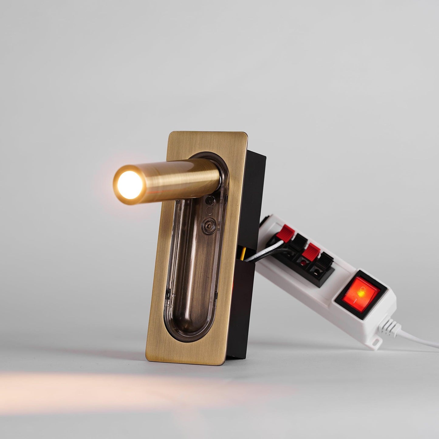 OmniLux Reading Lamp | Ergonomic 360º Rotation | Matte Black, White, Aluminum, Copper