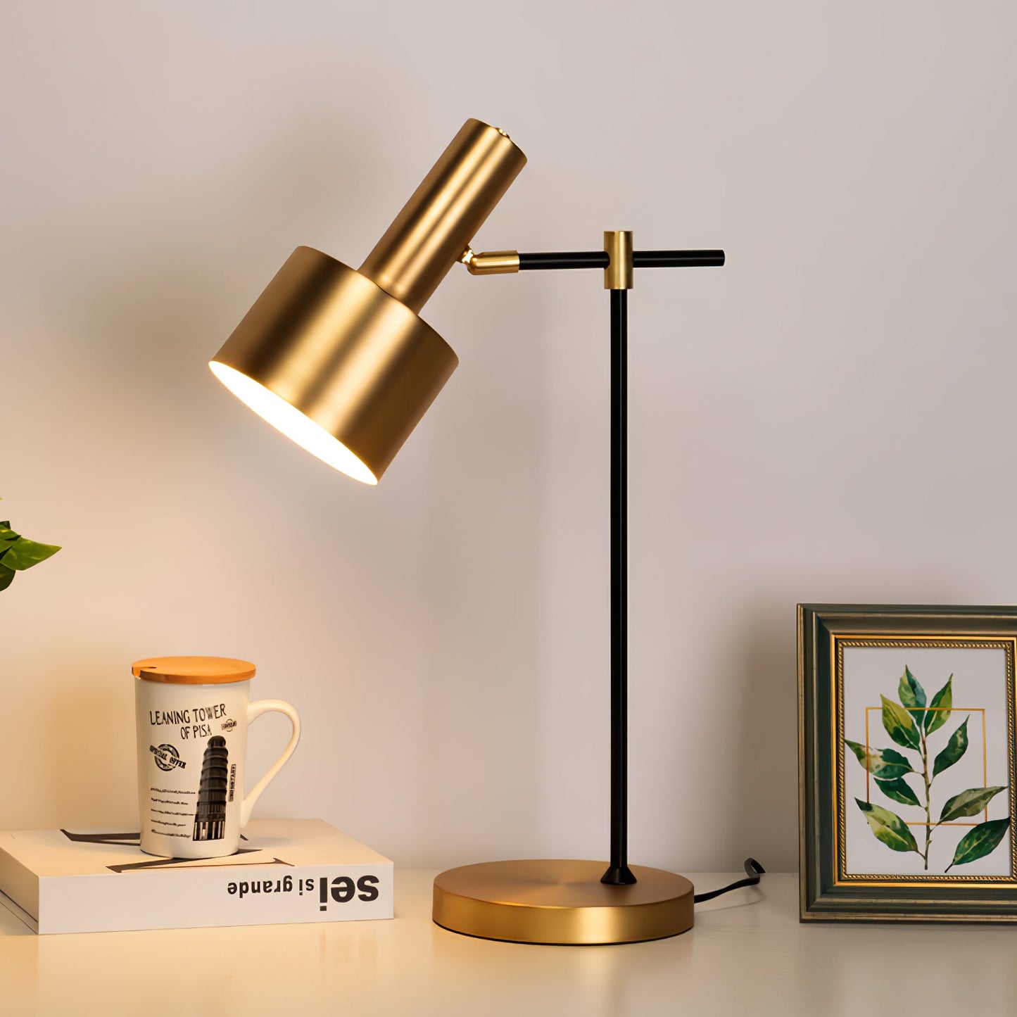 Lento Table Lamp | Polished Gold Finish | Black