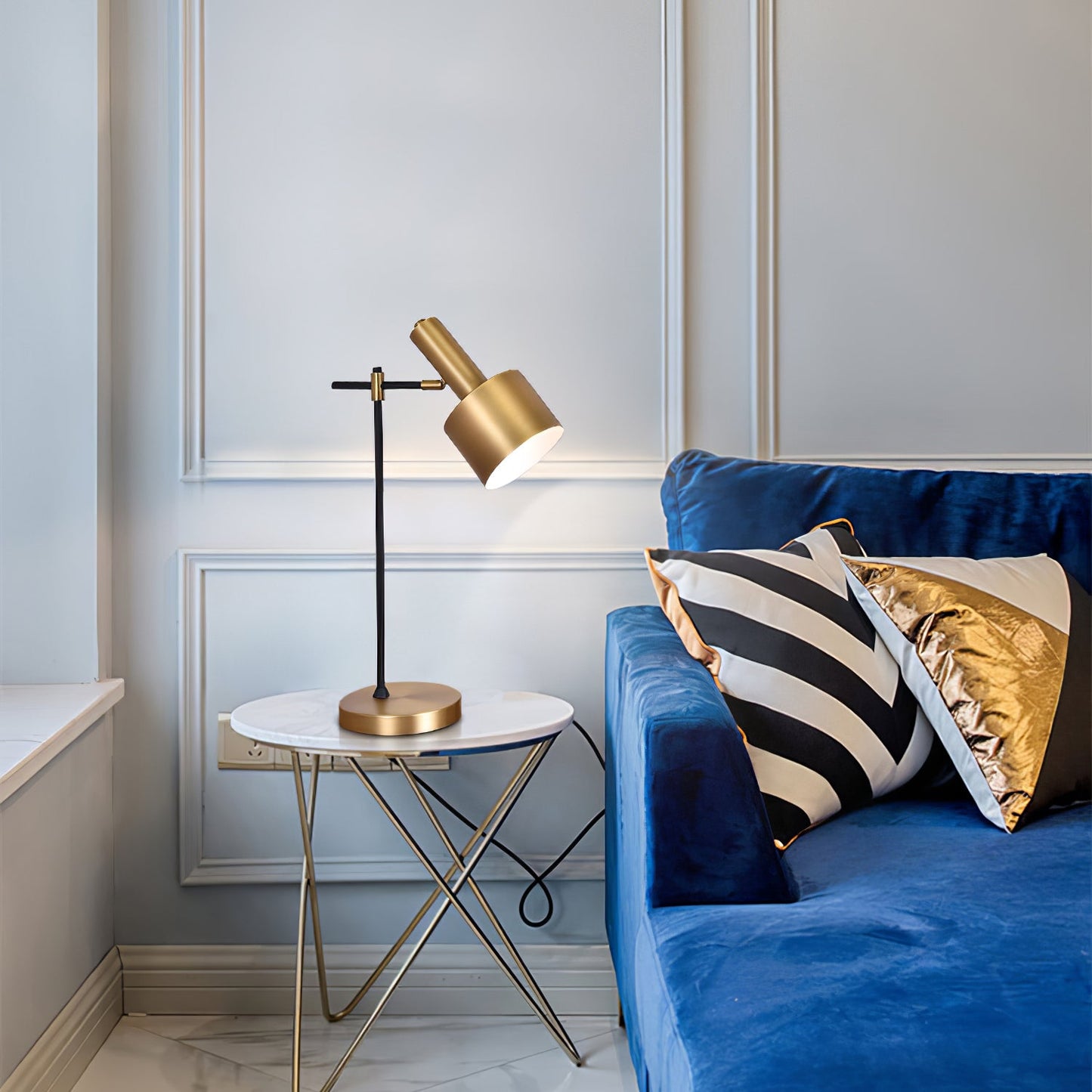 Lento Table Lamp | Polished Gold Finish | Black