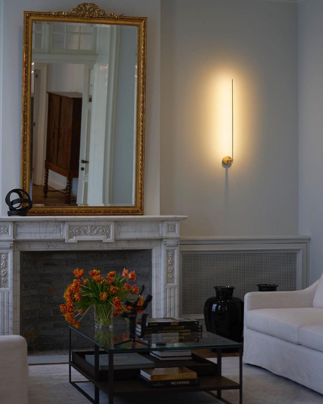 Light Stick Wall Sconce | LED | Gold