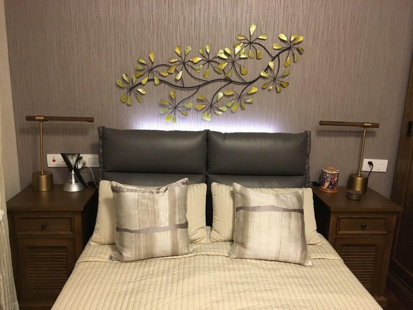 Linear Table Lamp | Metal & Acrylic | Gold & Wood Finish