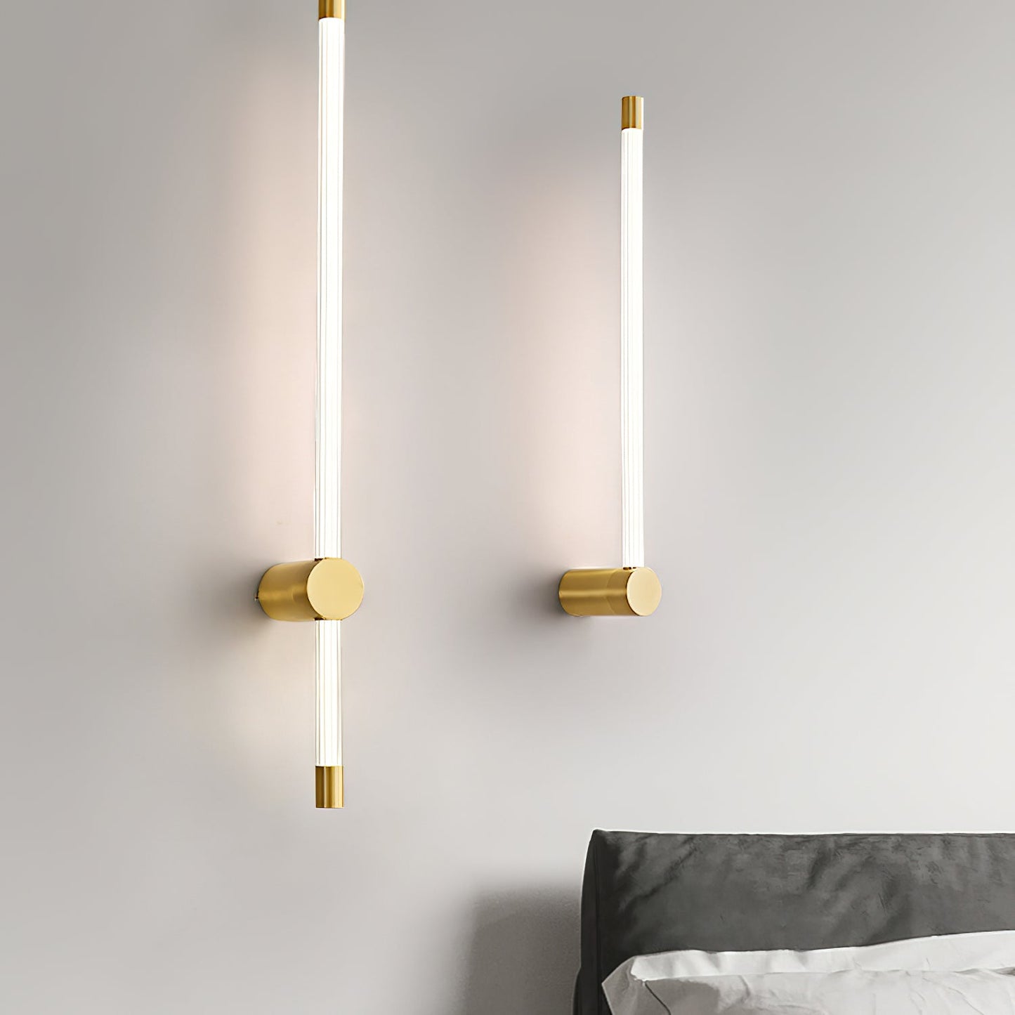 Linear LED Sconce | Rechargeable | Black & Copper