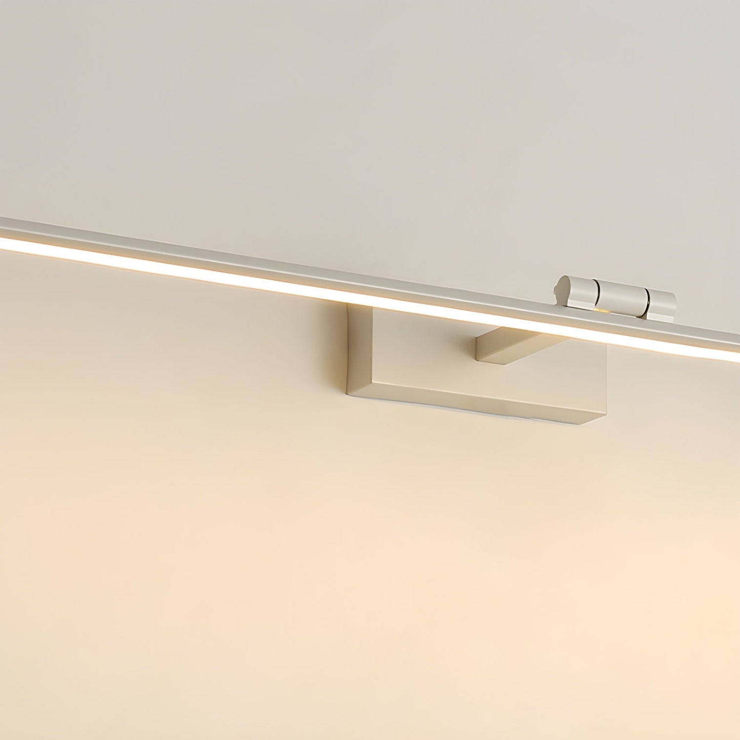 Linear Bathroom Wall Lamp | Aluminum | Black/White