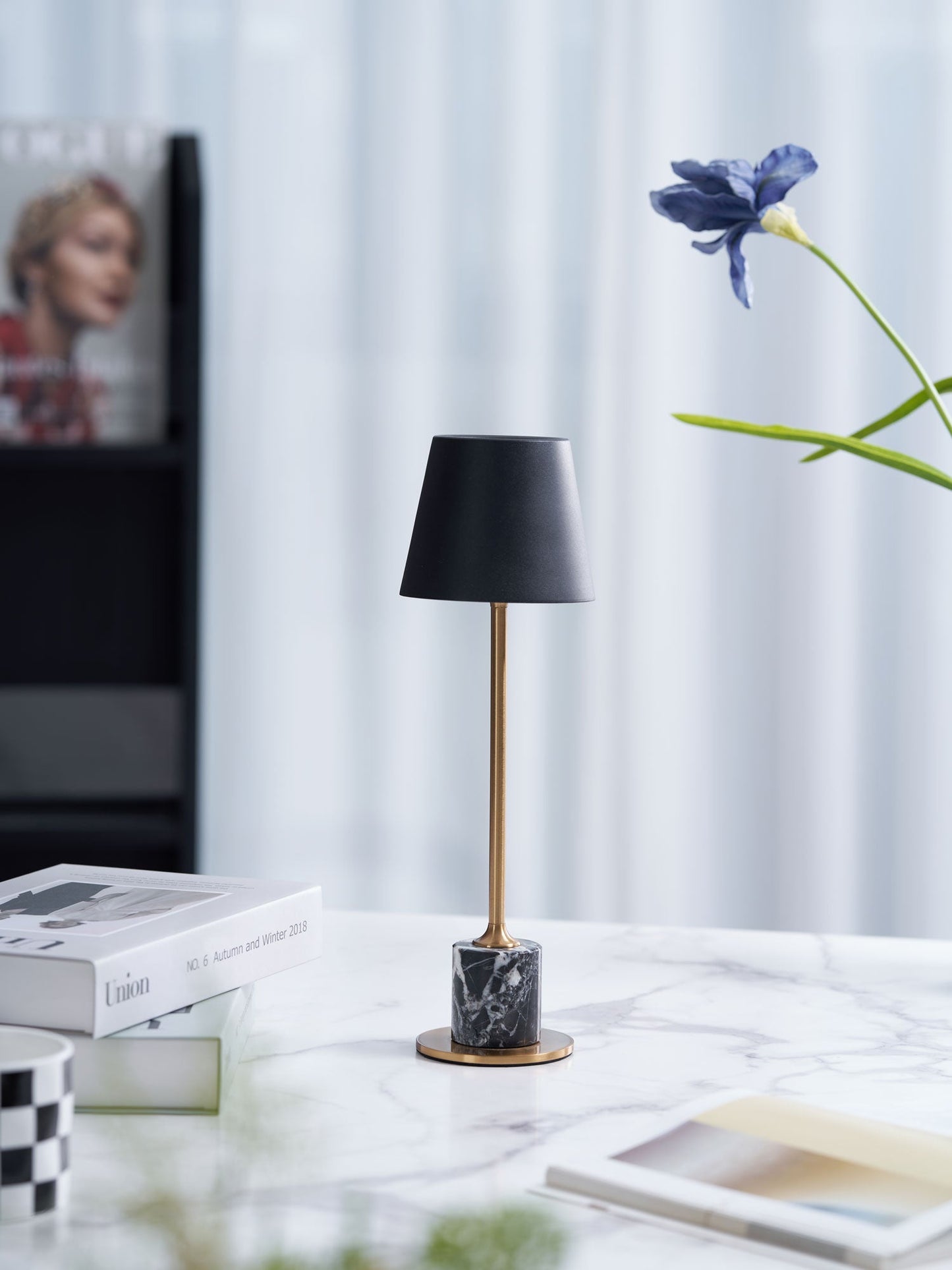 Lirio Mini Table Lamp | Marble Base | Black and Gold