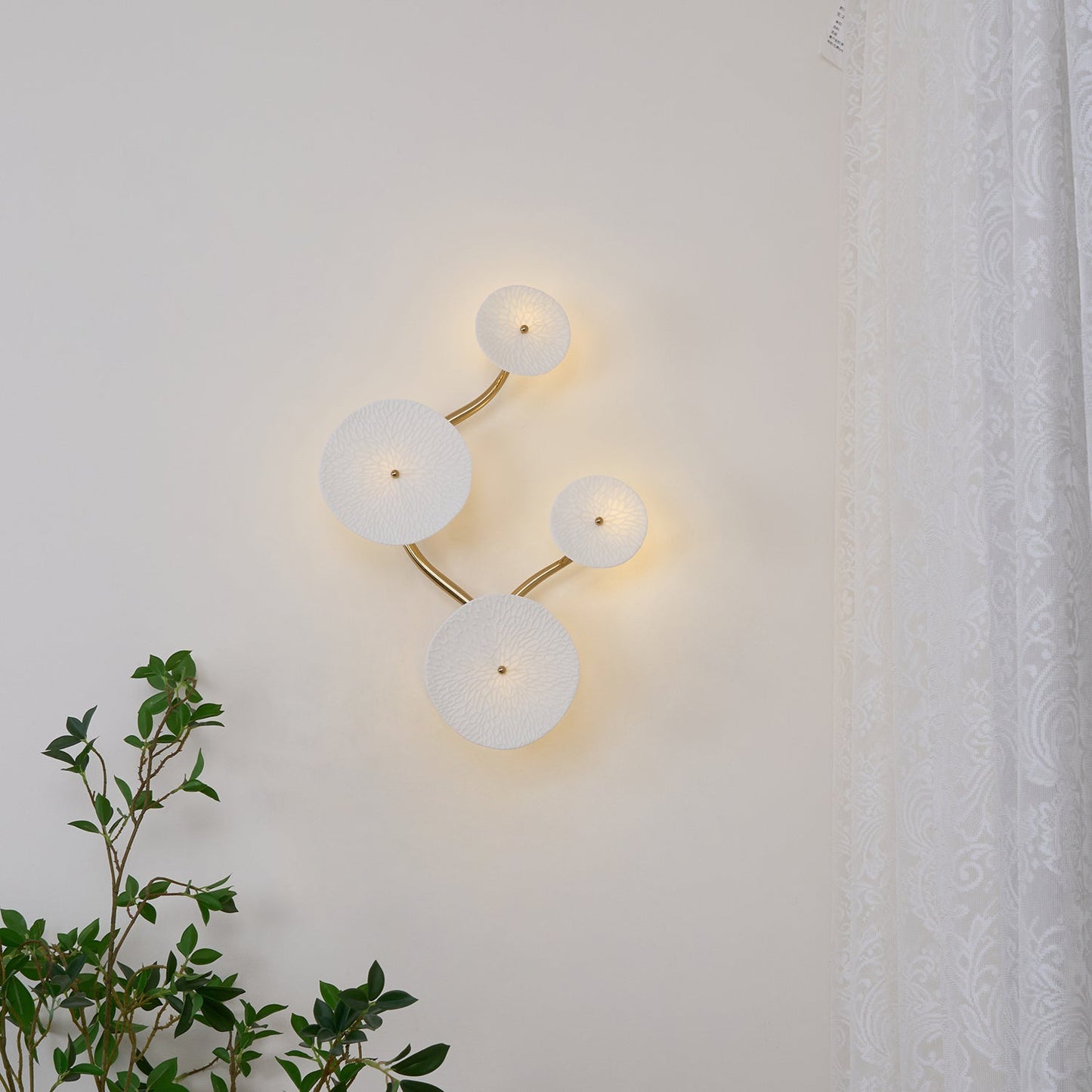 Lotus Petal Wall Lamp | Ceramic & Metal | Gold & White