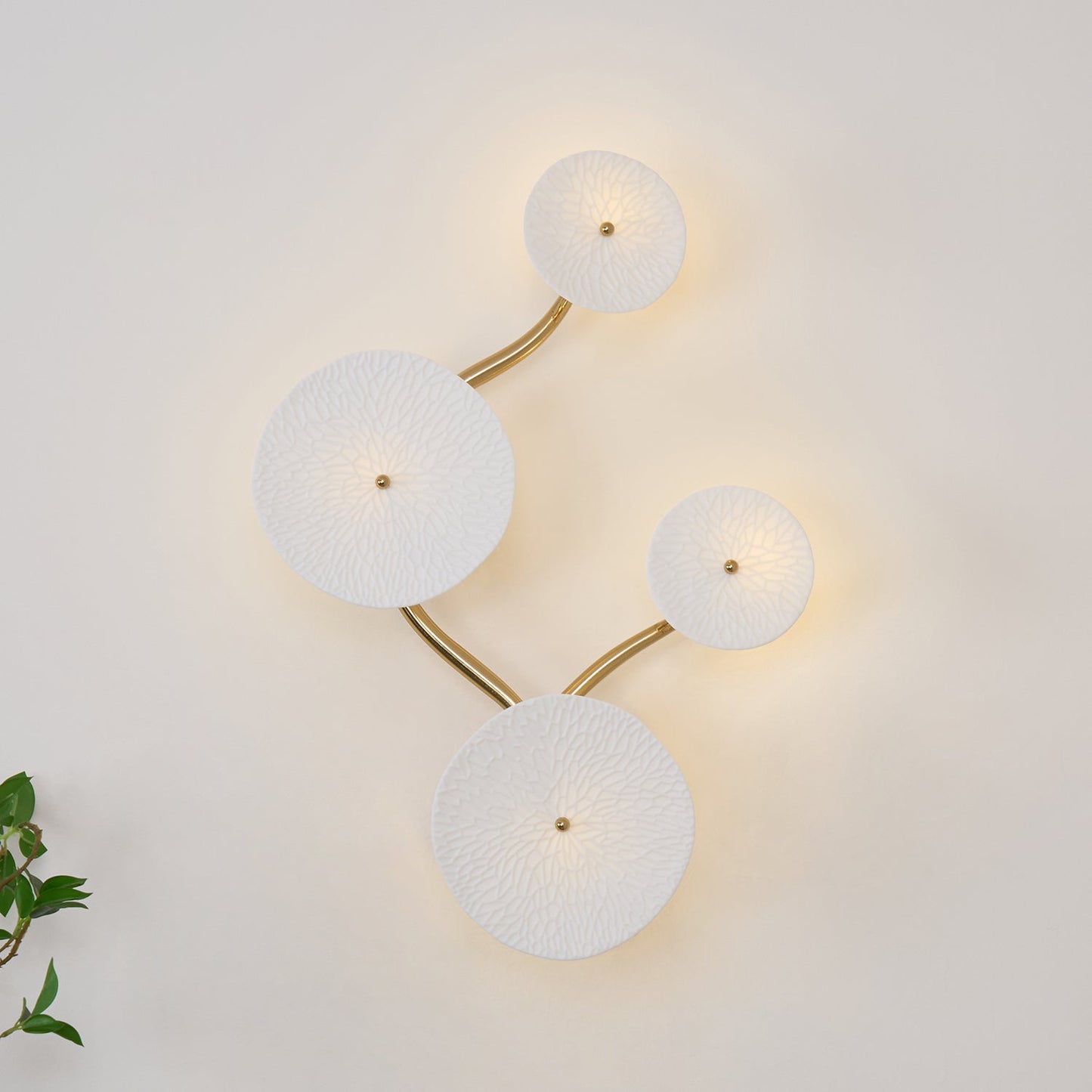 Lotus Petal Wall Lamp | Ceramic & Metal | Gold & White