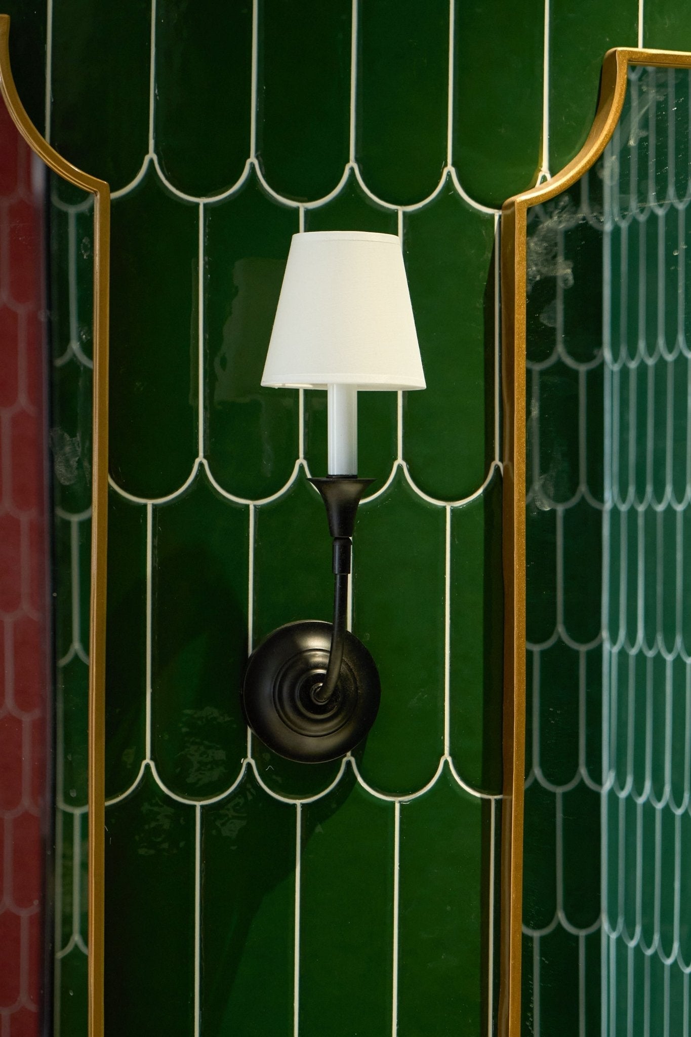 Luella Wall Lamp | Fabric & Metal | Black, Aged Gold, White