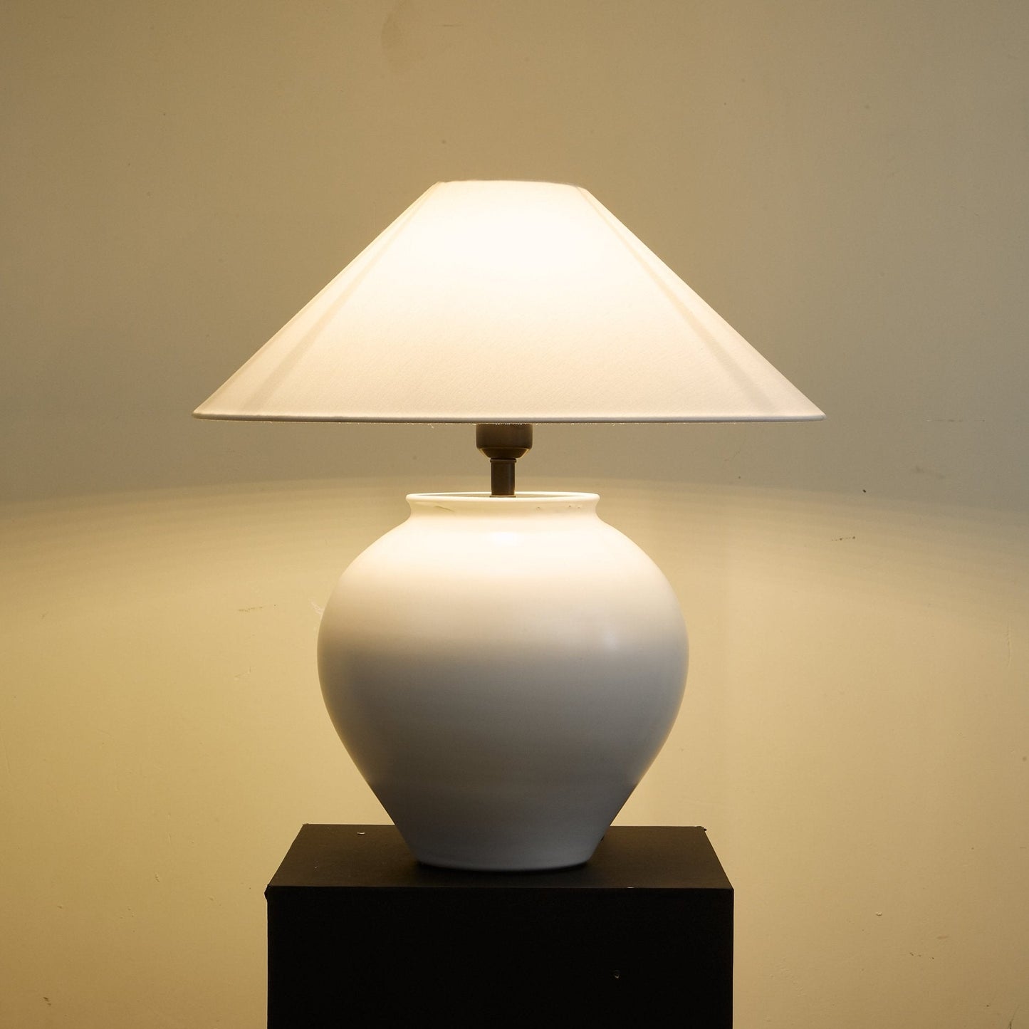 Luma Table Lamp | Ceramic & Fabric | White