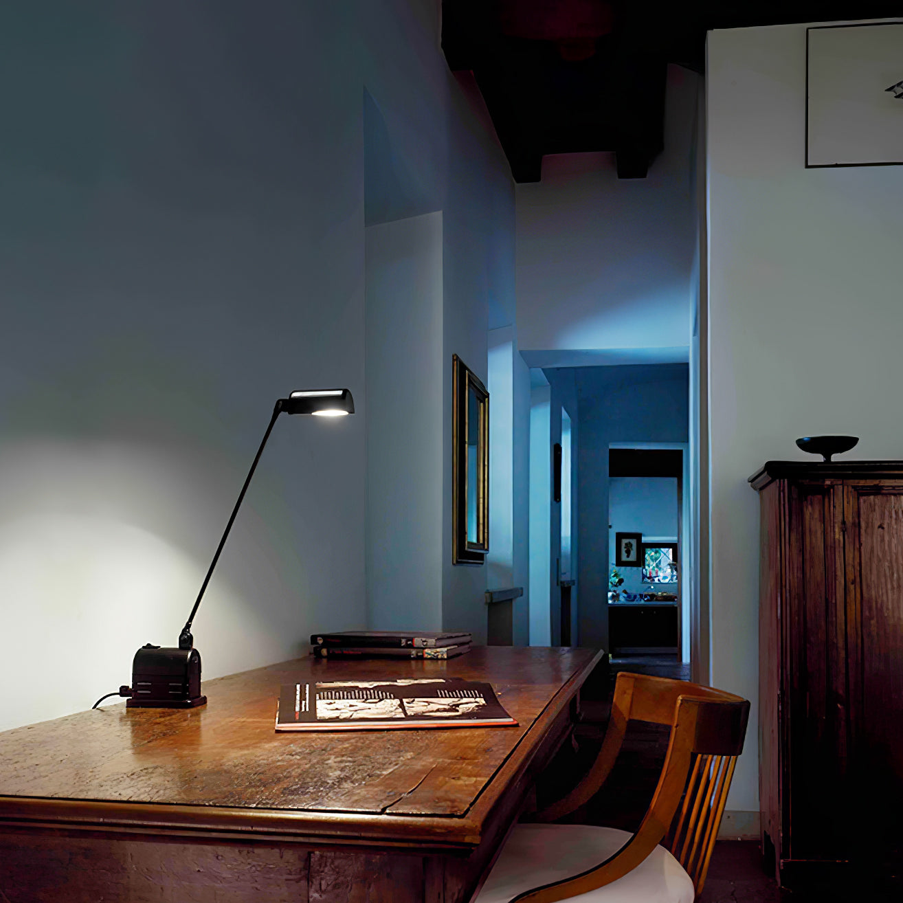 Dynamo Table Lamp | Rotating Diffuser | Dimmable LED