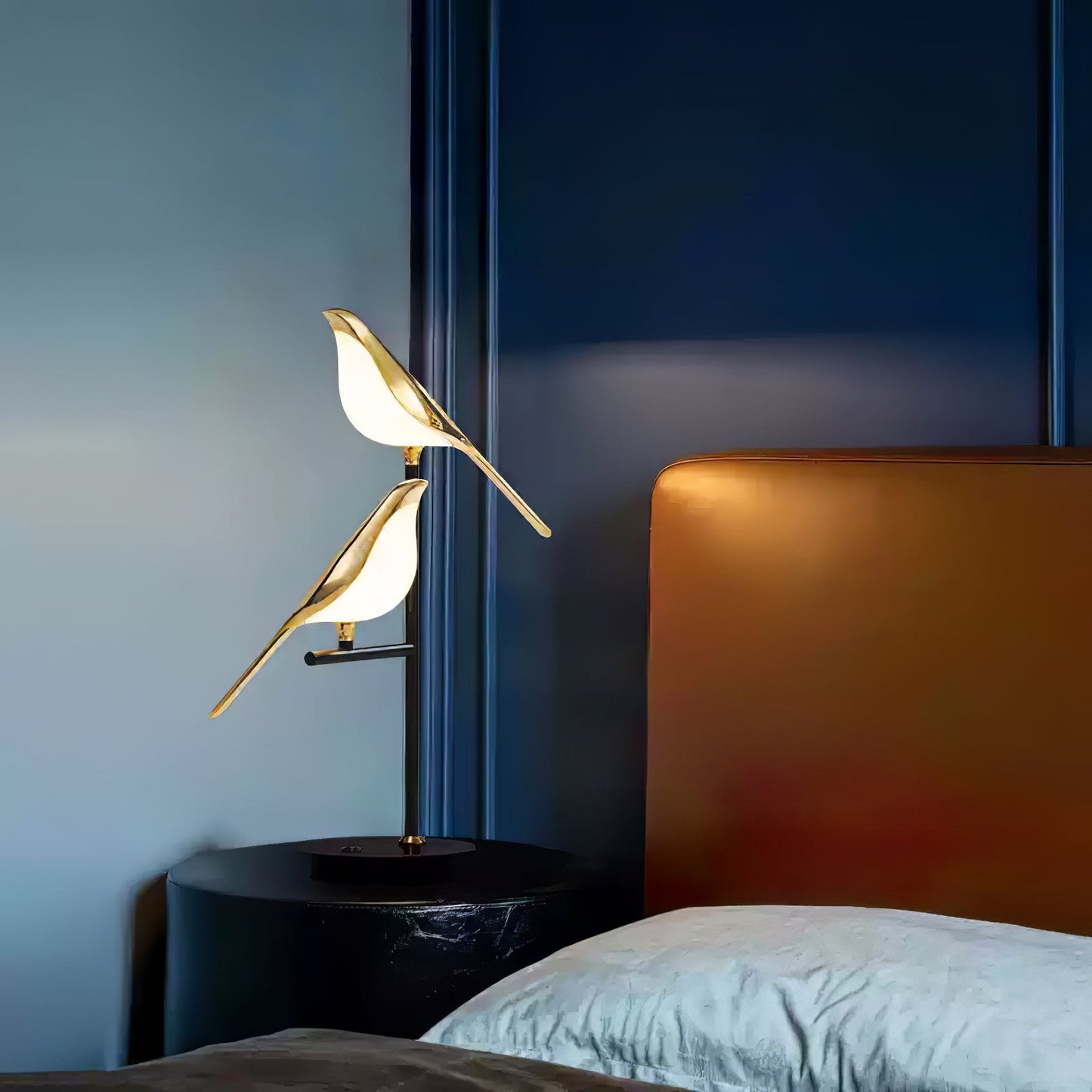 Magpie Perch Table Lamp | Metal, Acrylic, Iron | Black, Gold, White