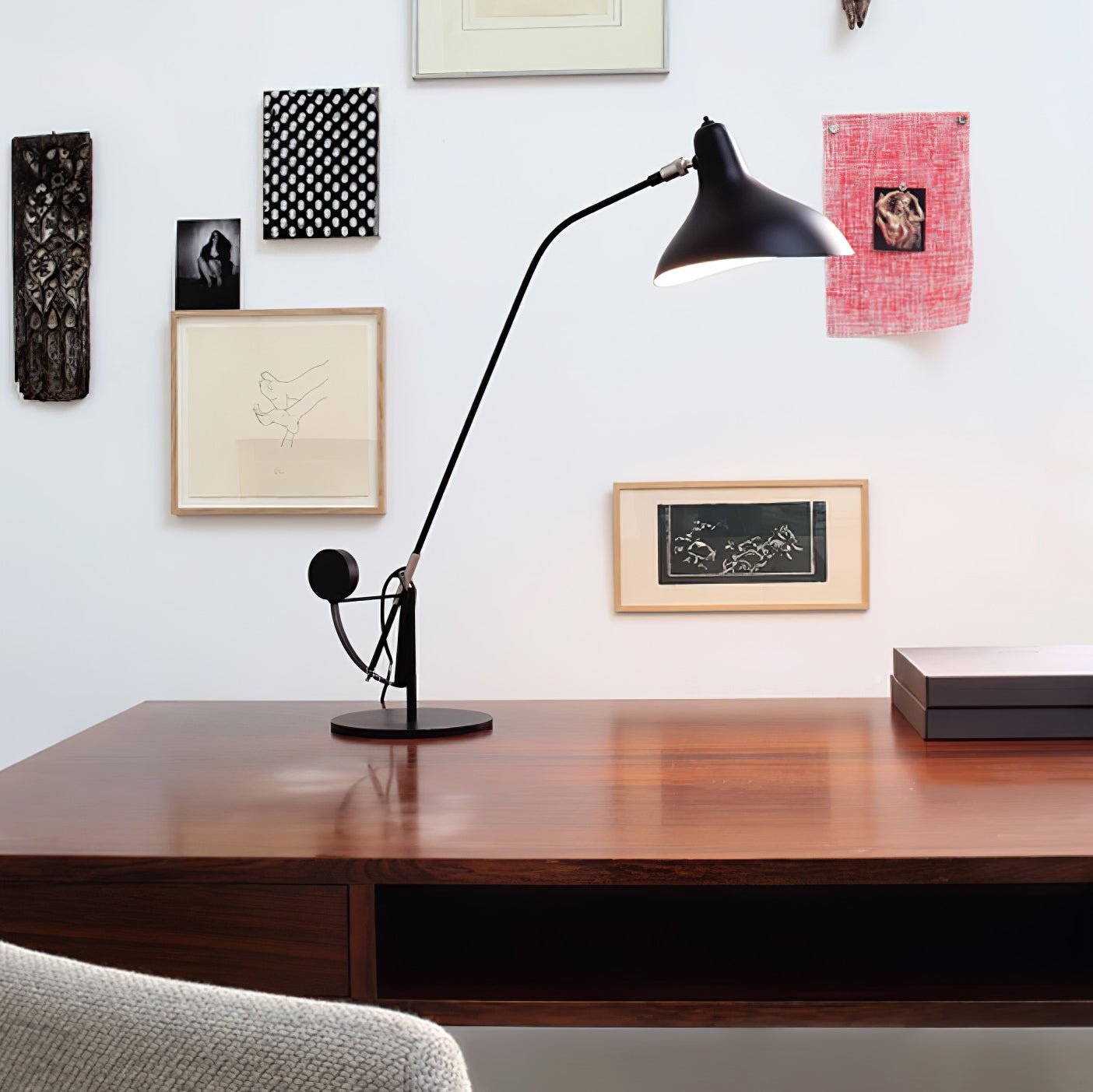 Oculus Table Lamp | Matte Black Metal | Adjustable Design