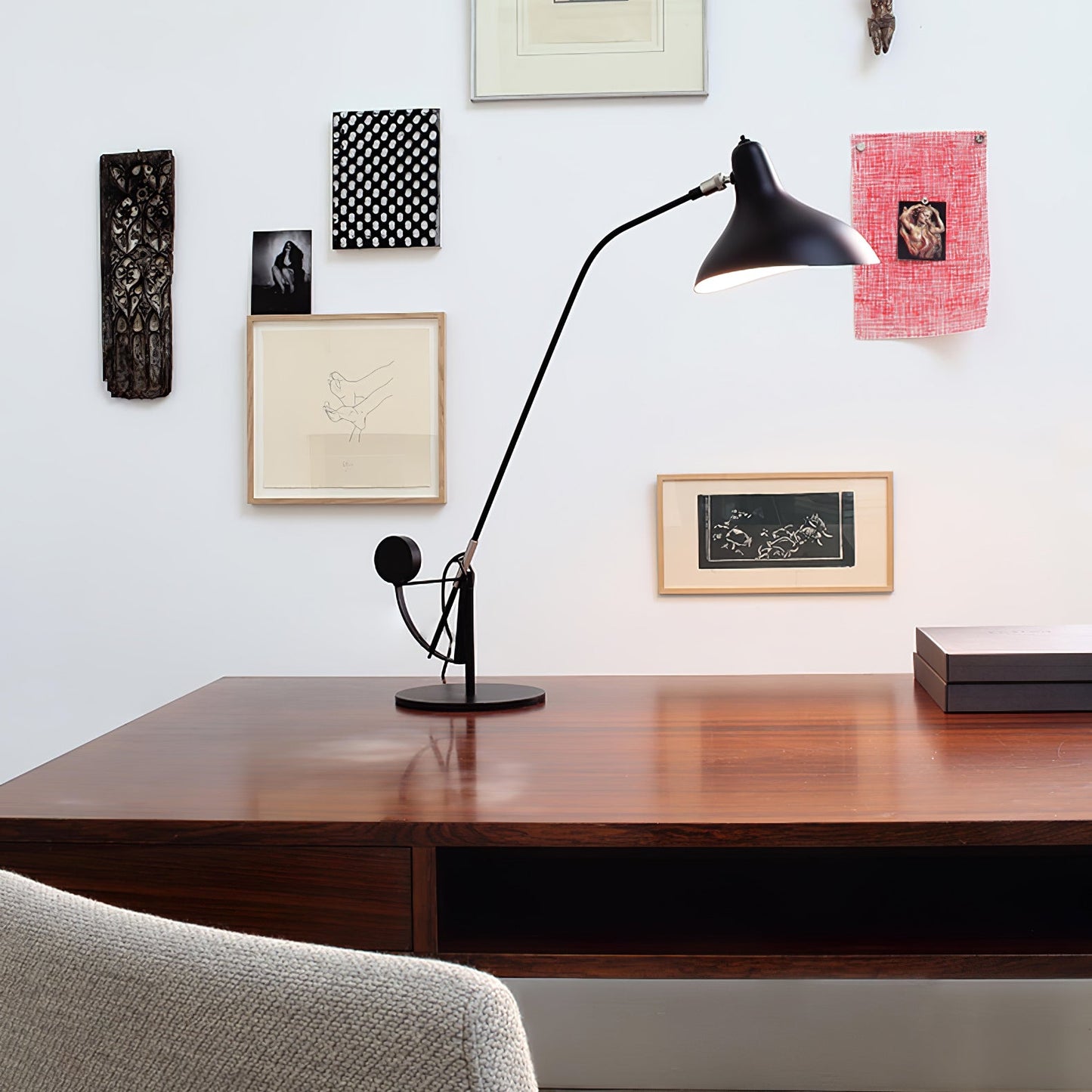 Oculus Table Lamp | Matte Black Metal | Adjustable Design