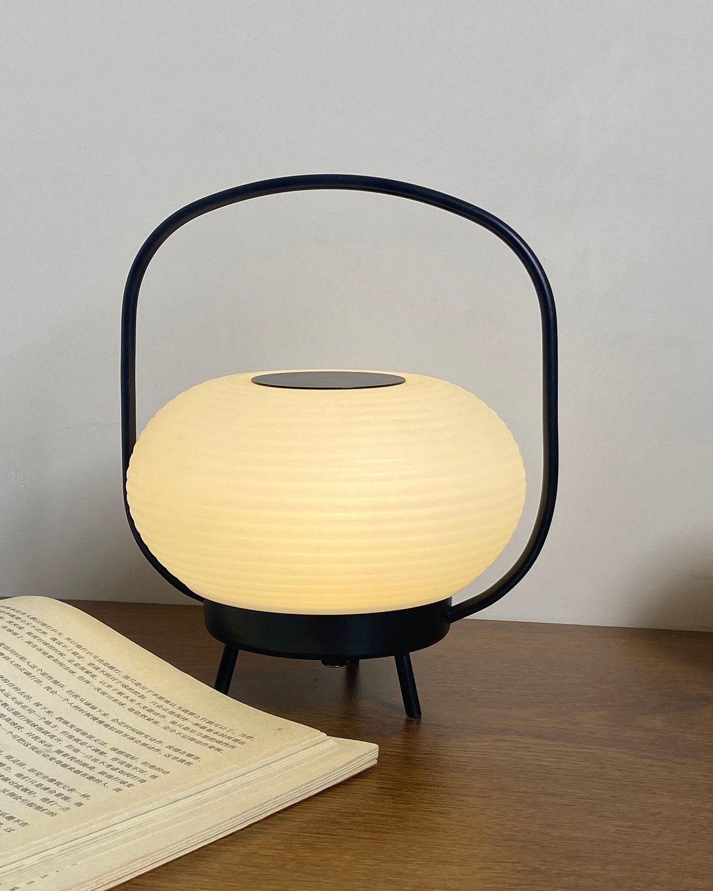 Masker Portable Table Light | Metal & PE | Black, Red