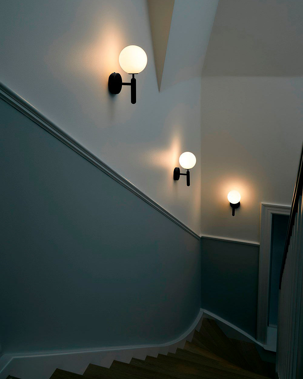 Nordica Wall Lamp | Brass & Glass | Clear & White Shades