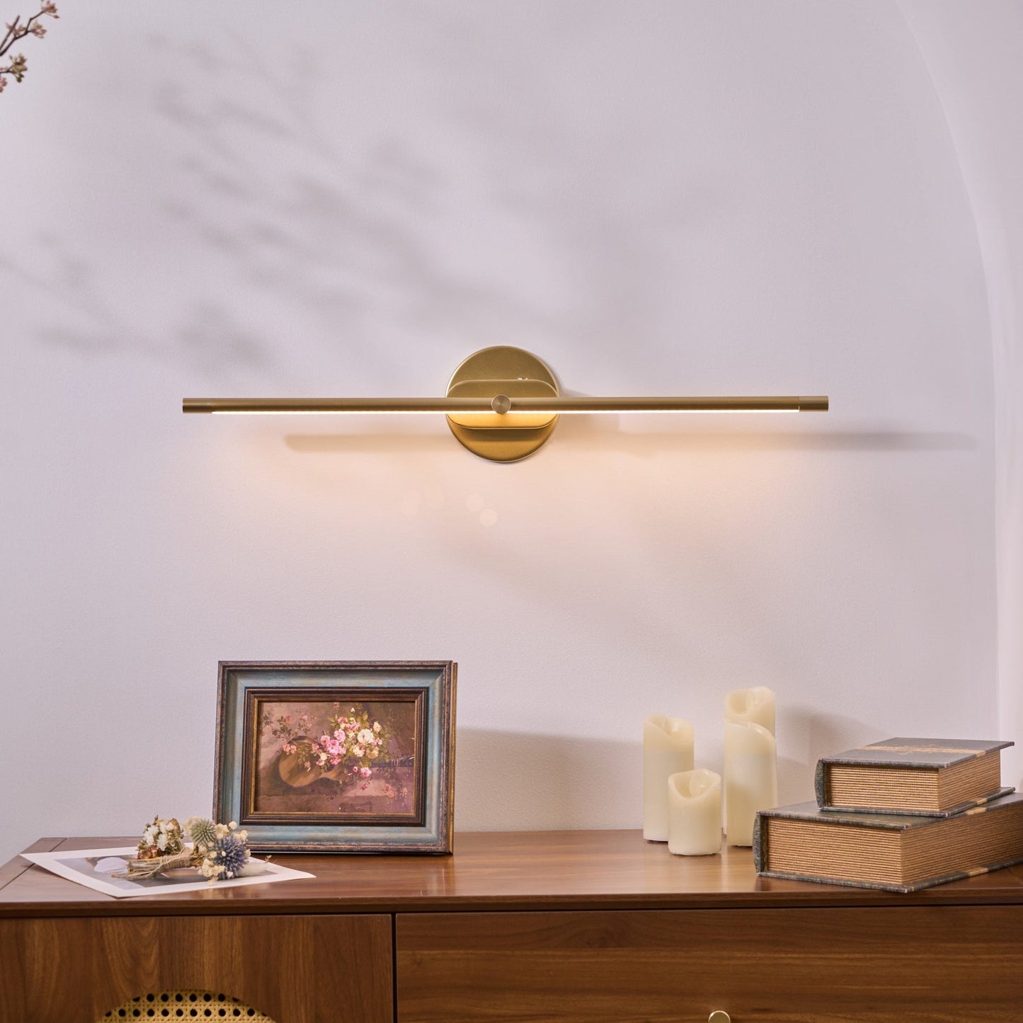 Minimalist Linear Wall Lamp | Metal with Integrated LED | Black or Gold