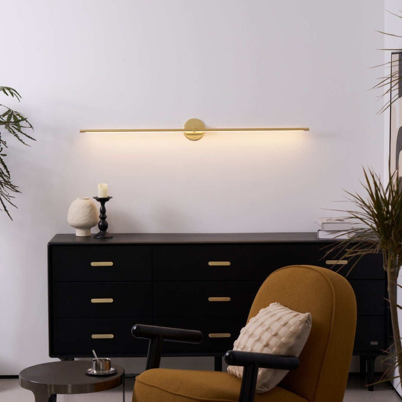 Minimalist Linear Wall Lamp | Premium Metal with Integrated LED | Available in Black or Gold