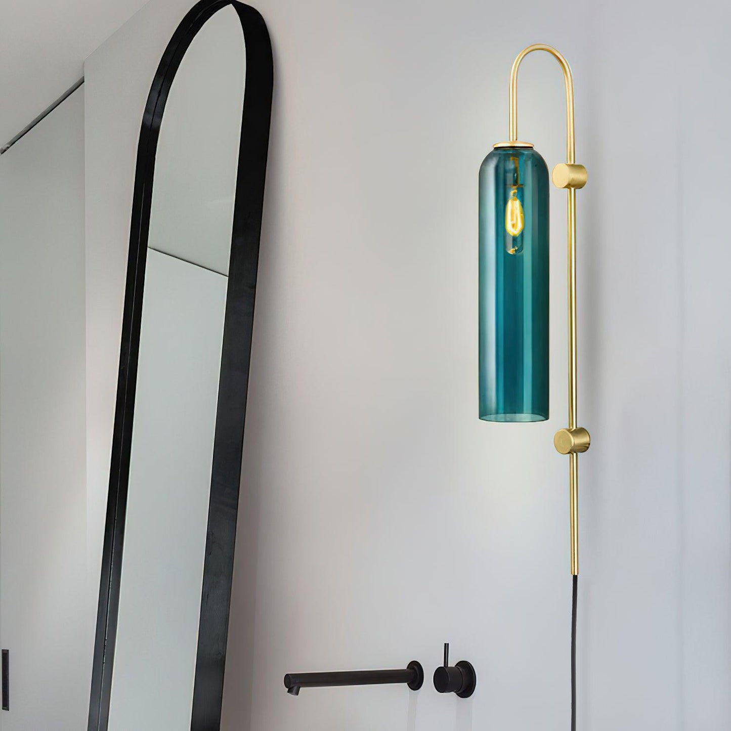 Glass Wall Lamp | Mouth-Blown Glass | Black or Gold Finish