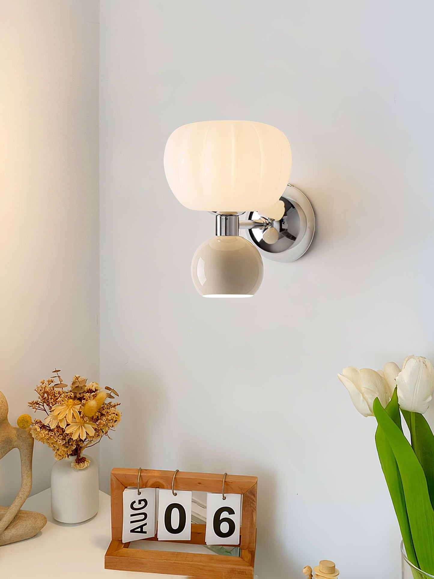 Moderno Cream Sconce | Metal, Plastic | Chrome