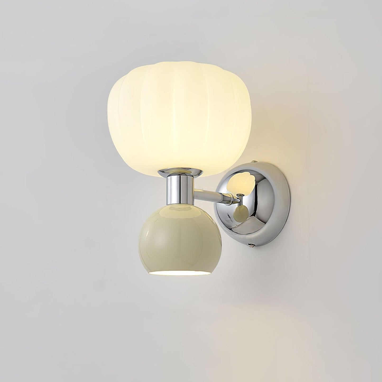Moderno Cream Sconce | Metal, Plastic | Chrome