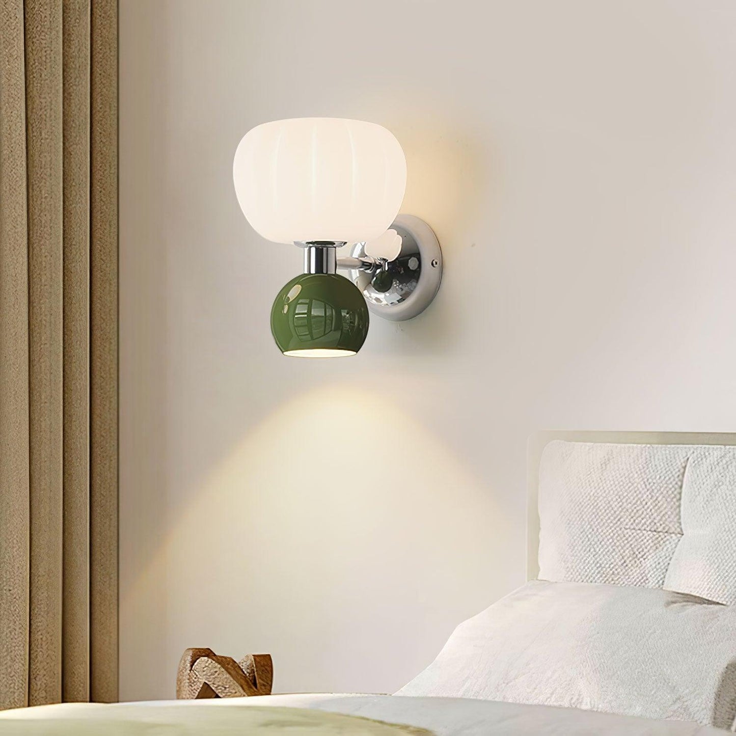 Moderno Cream Sconce | Metal, Plastic | Chrome