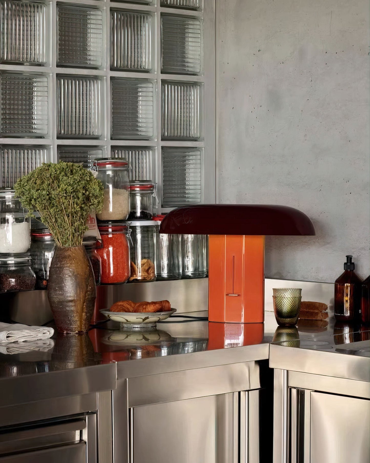 Montera Table Lamp | Metal & Aluminium | Orange & Green