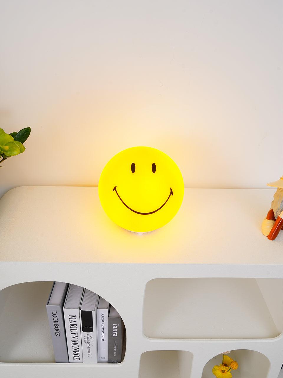 Smiling Rechargeable Table Lamp | Warm Yellow LED | 23cm Diameter
