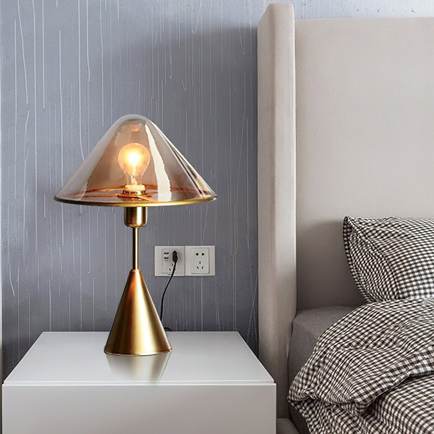 Mushroom Table Lamp | Retro Design | Orange & White