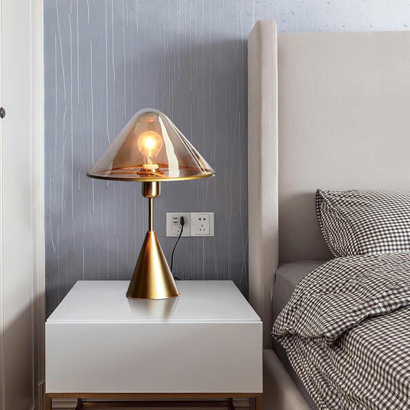 Mushroom Table Lamp | Retro Design | Orange & White
